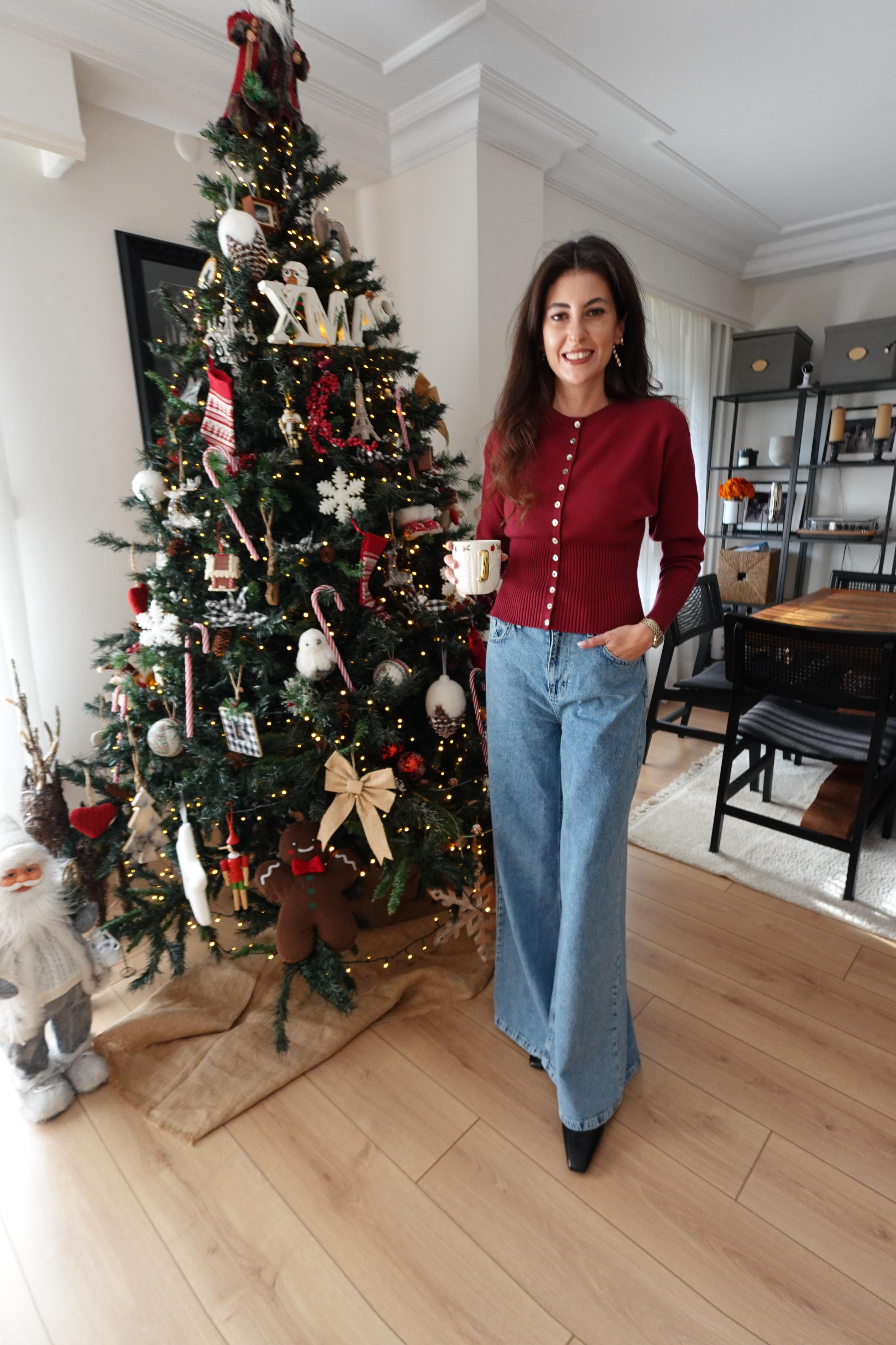 Pieces of Melon x Narod Bıçakçı Bordo Sedef Düğmeli Yumuşak Tuşeli Triko Hırka