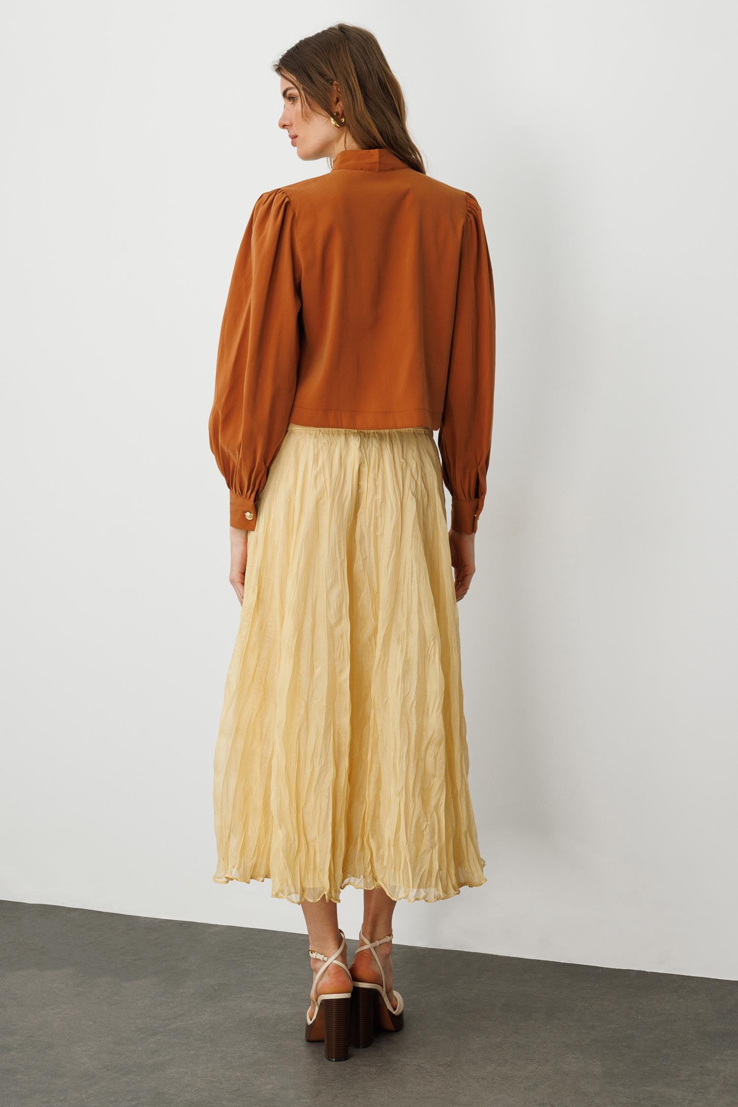 Sarı Crashlı Midi Şifon Etek