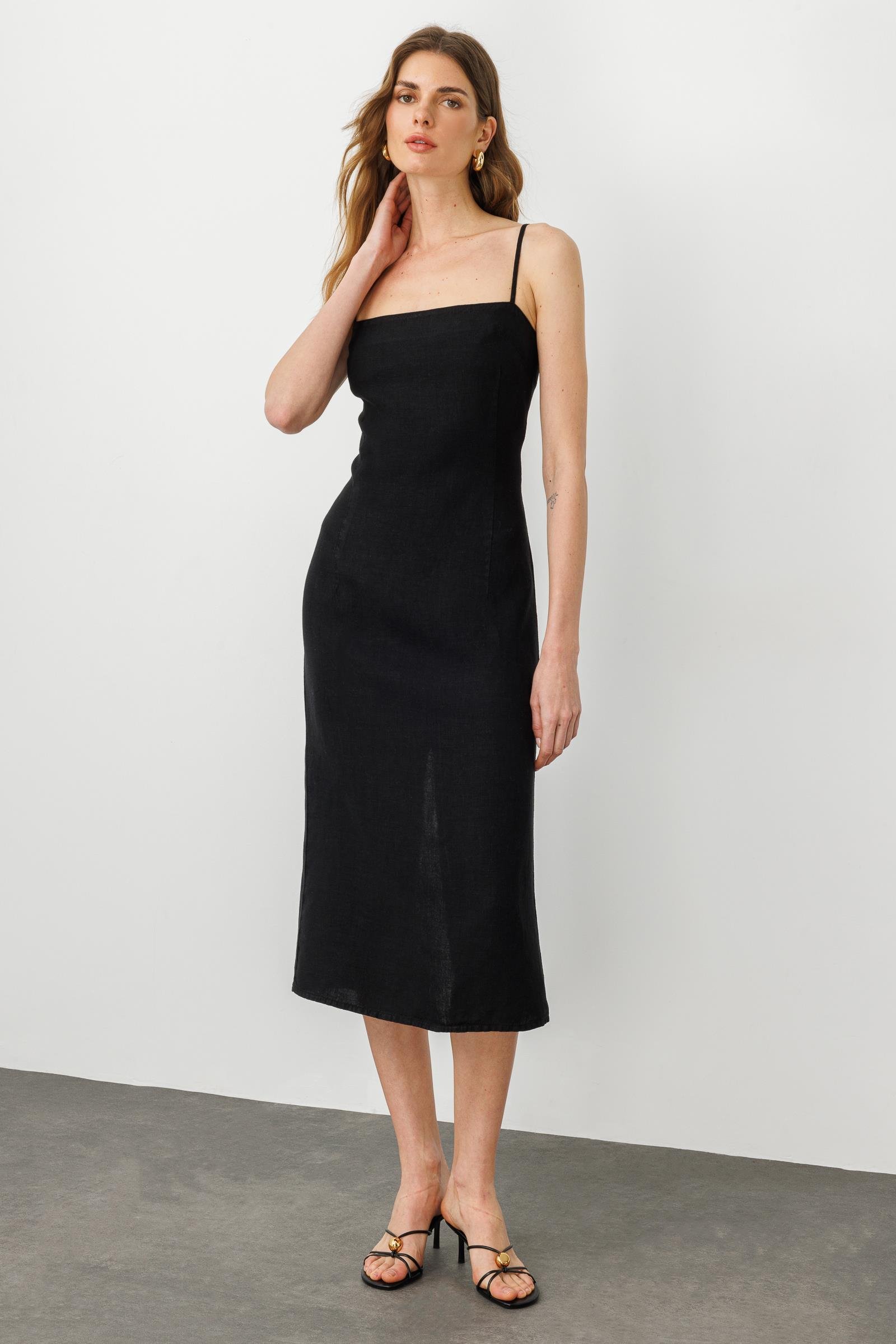 Siyah Ayarlanabilir Askılı, Yırtmaçlı Keten Elbise