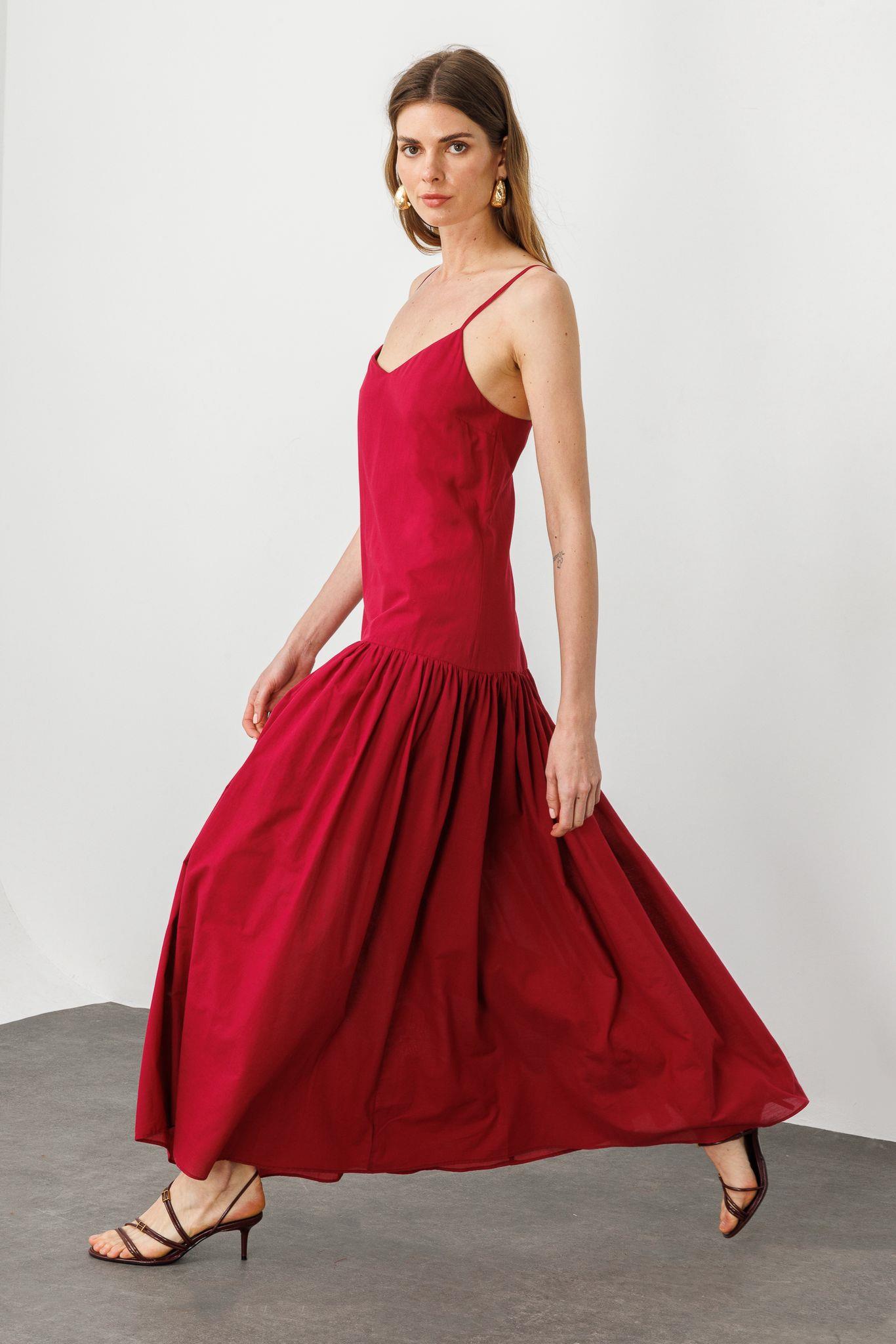 Vişne Rahat Kesim Büzgü Detaylı Pamuklu İp Askılı Maxi Elbise