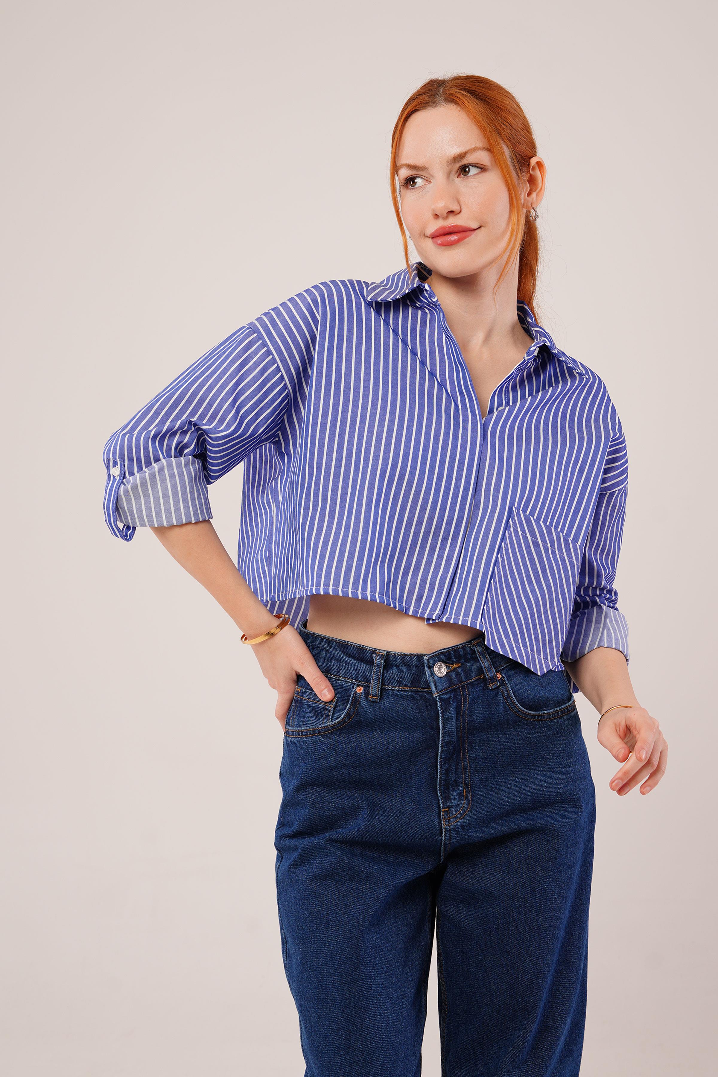 Crop Model Cepli ve Çizgili Mavi Toptan Gömlek