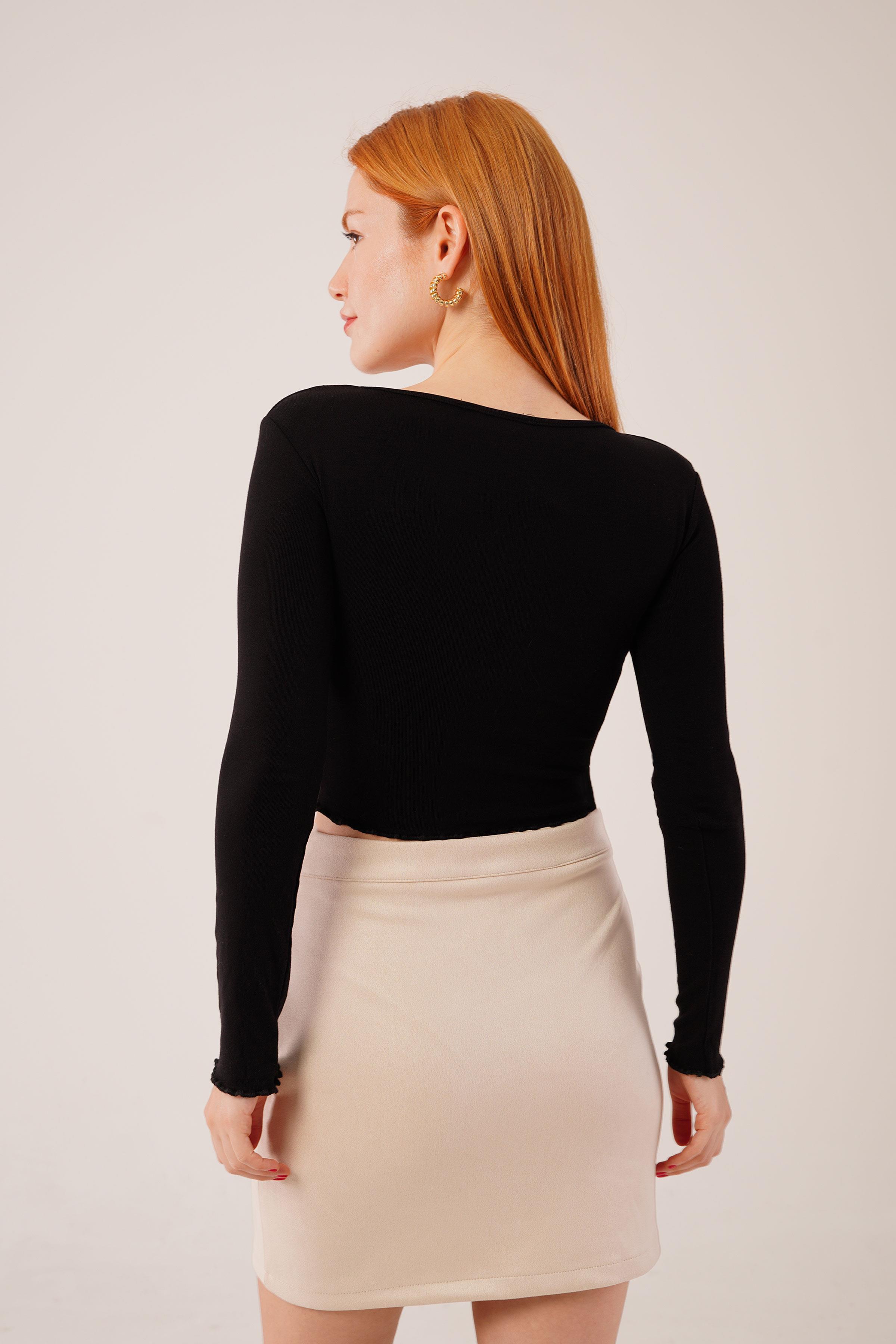 Geniş Yaka Siyah Toptan Basic Body Bluz