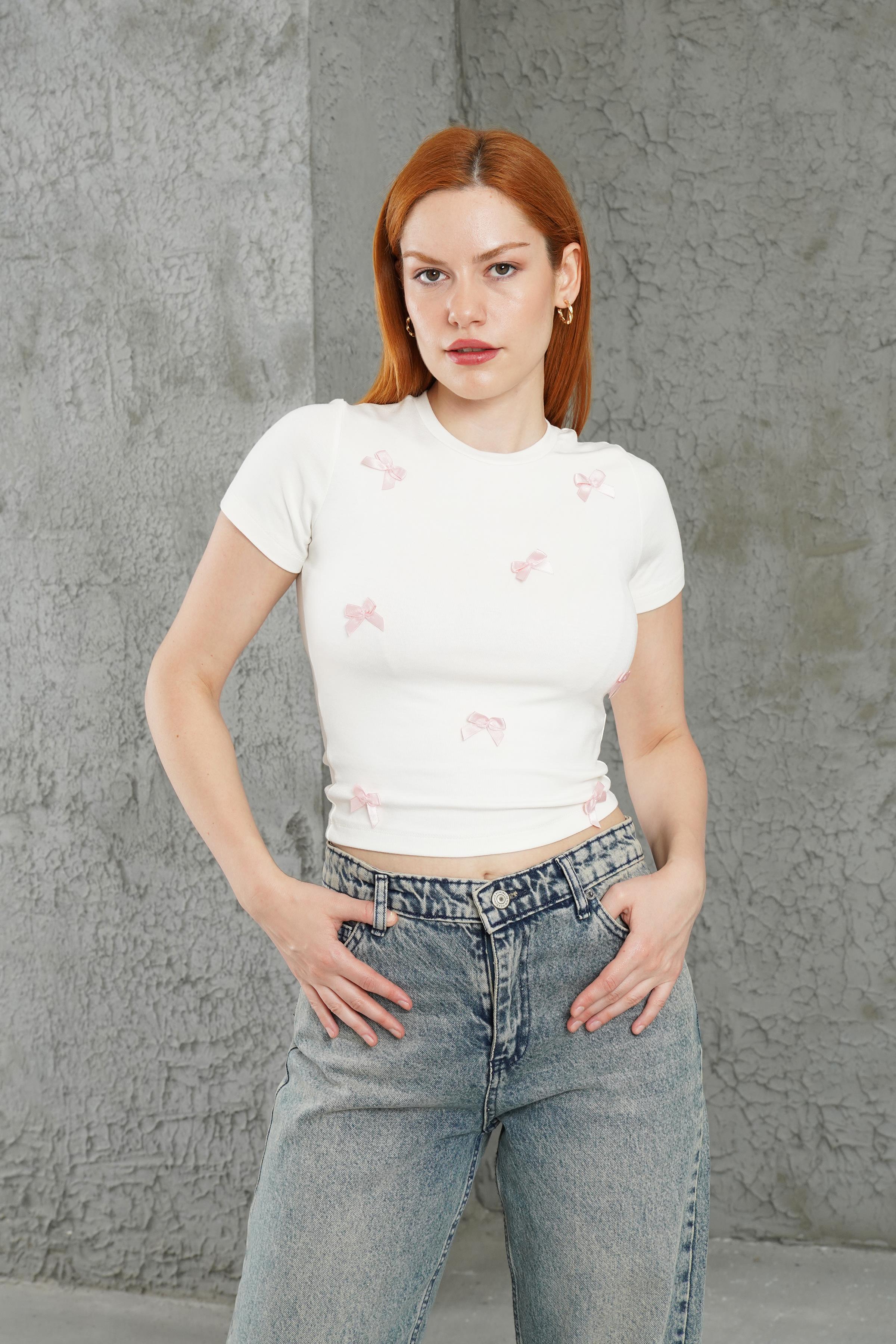 Önü Kurdele Detaylı Pembe Toptan Crop