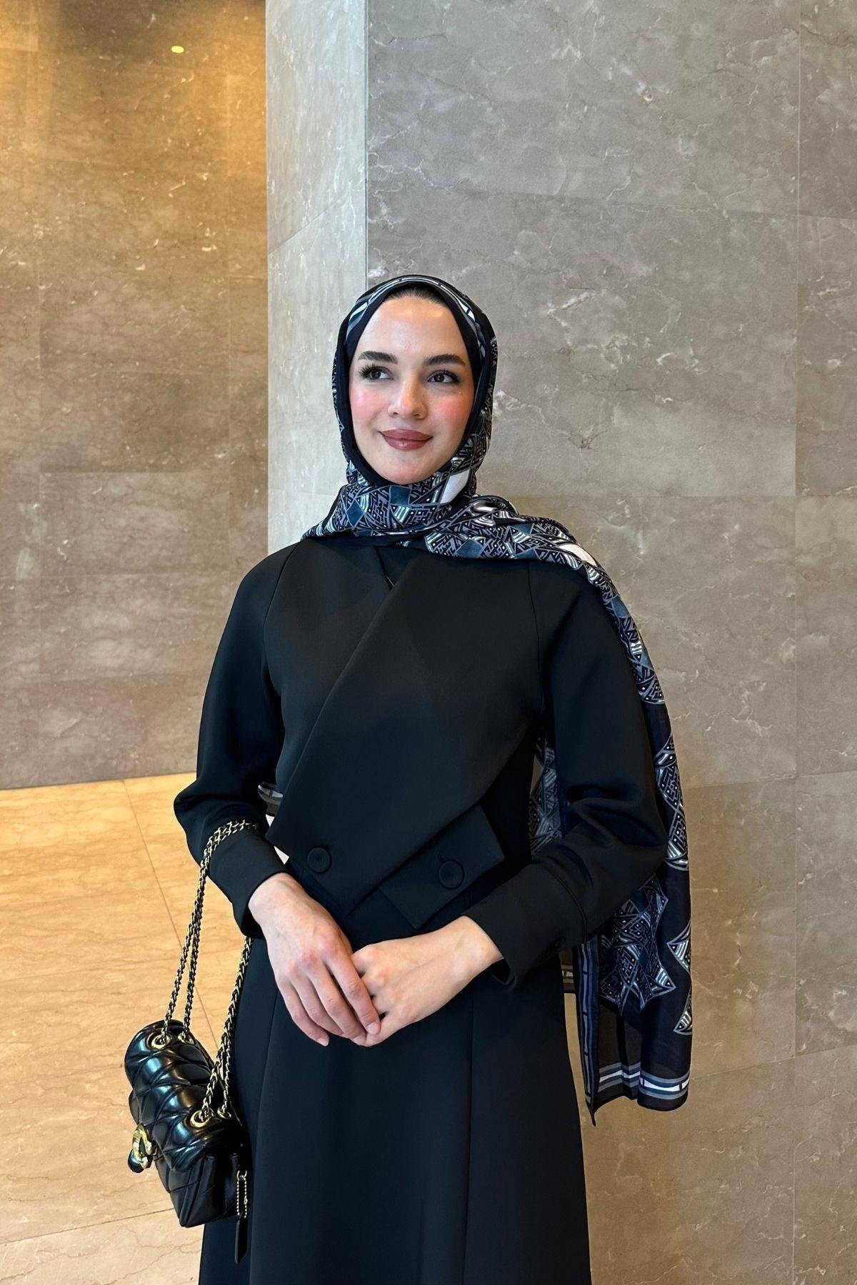 Anna Elbise Siyah