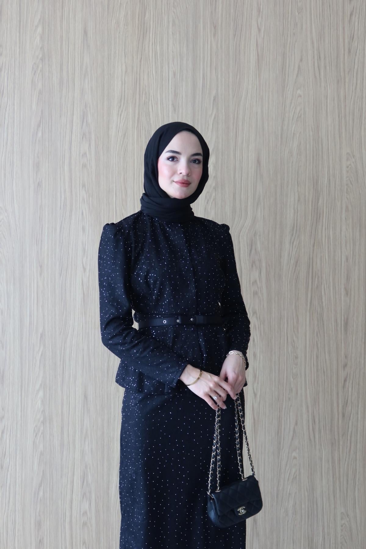 Anna Takım Siyah