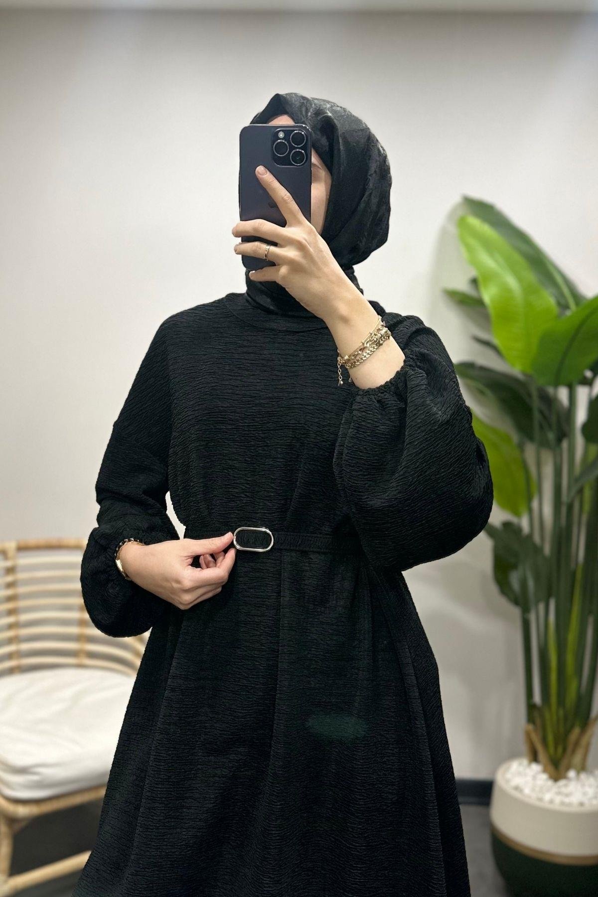 Arya Kemerli Elbise Siyah