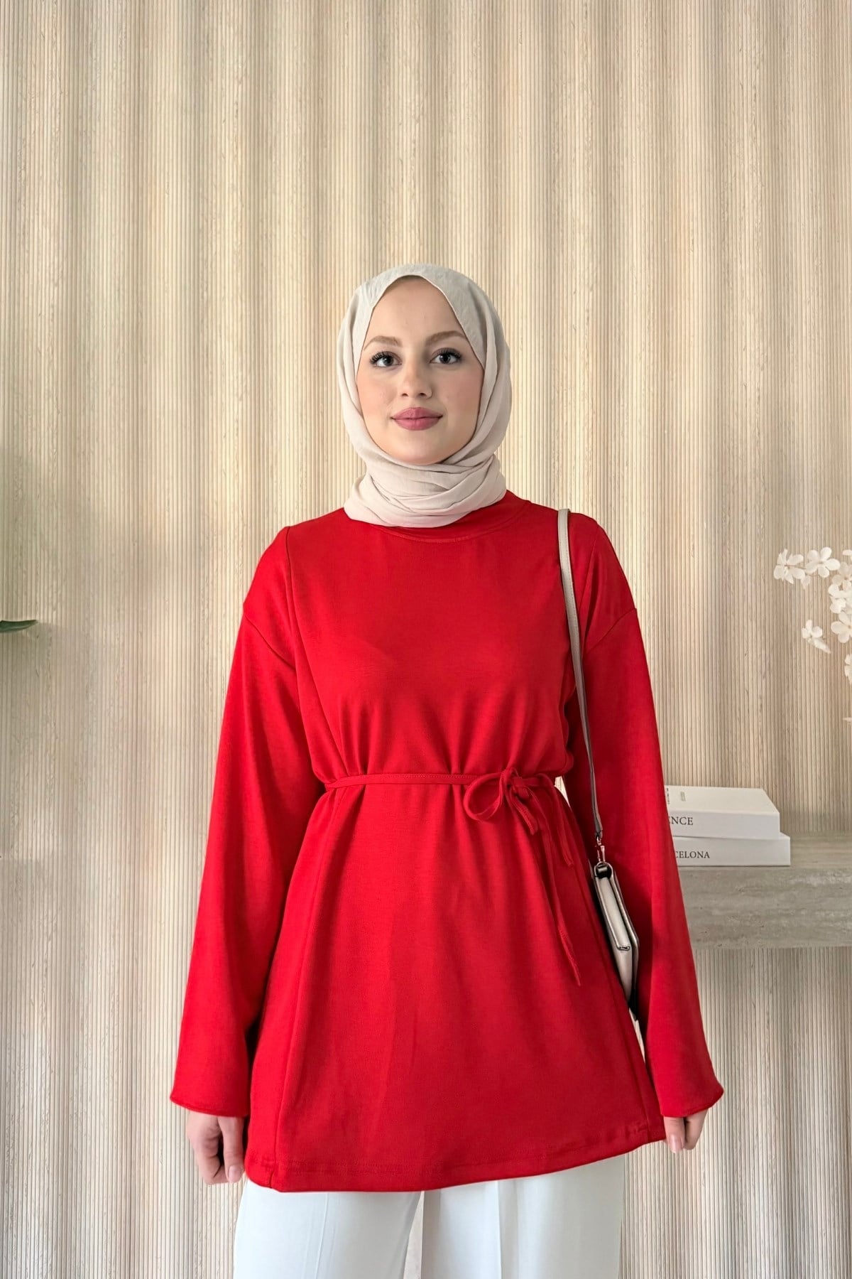 Biye Kemerli Basic Bluz Kırmızı