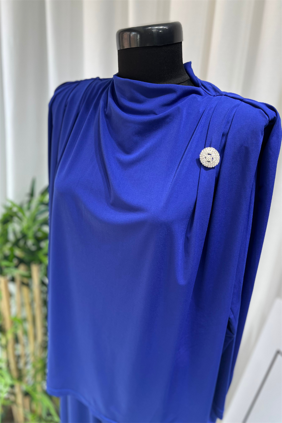 Broşlu Sandy Takım Saks Mavisi