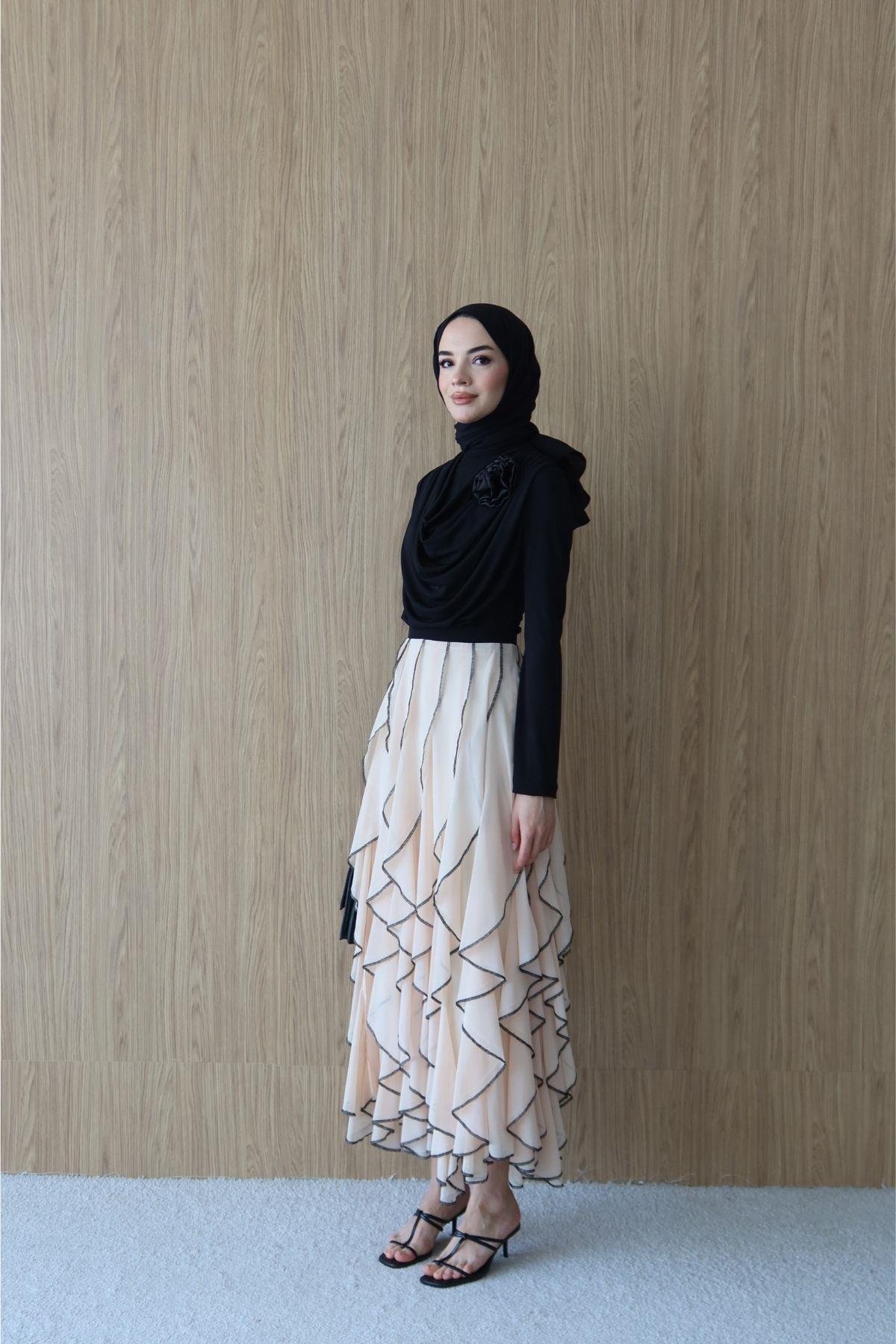 Carmen Takım Bej