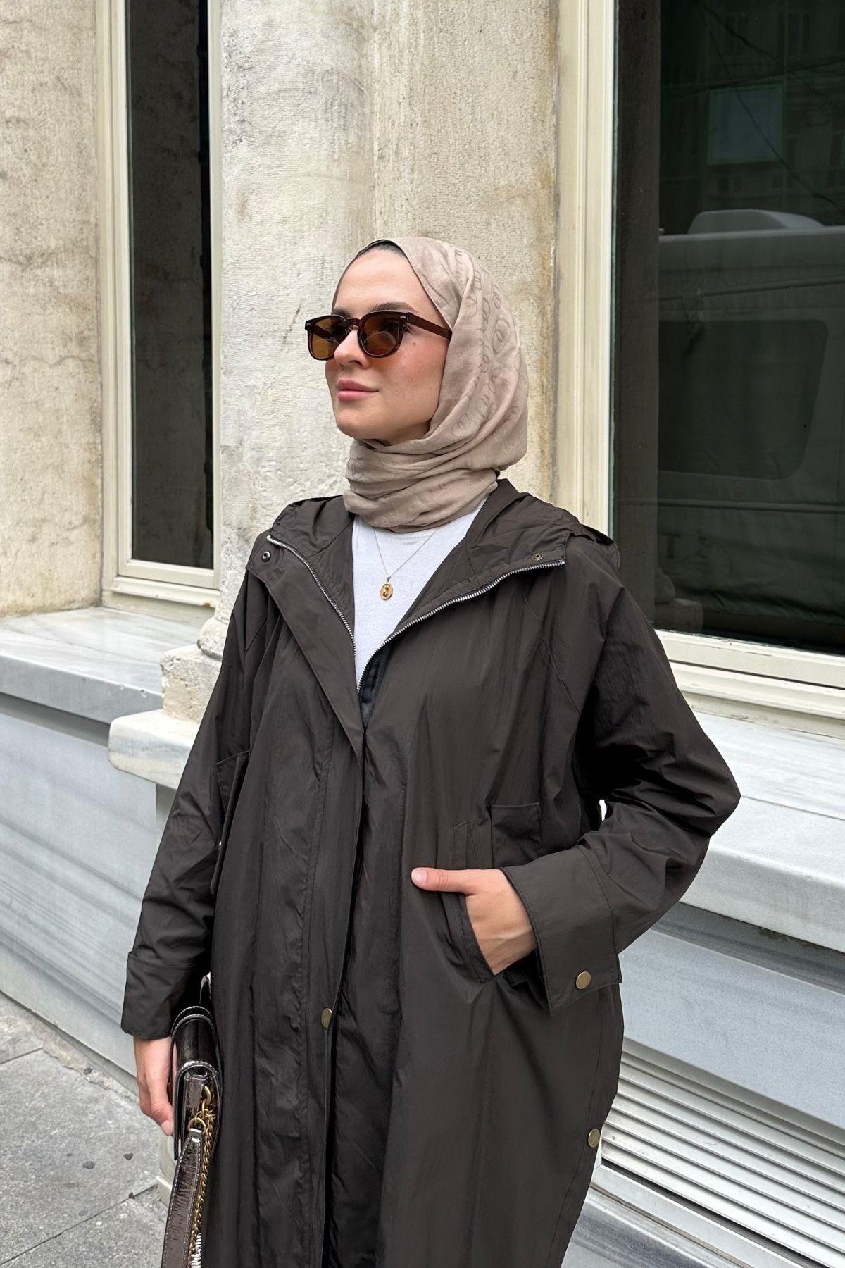 Cool Yağmurluk Acı Kahve