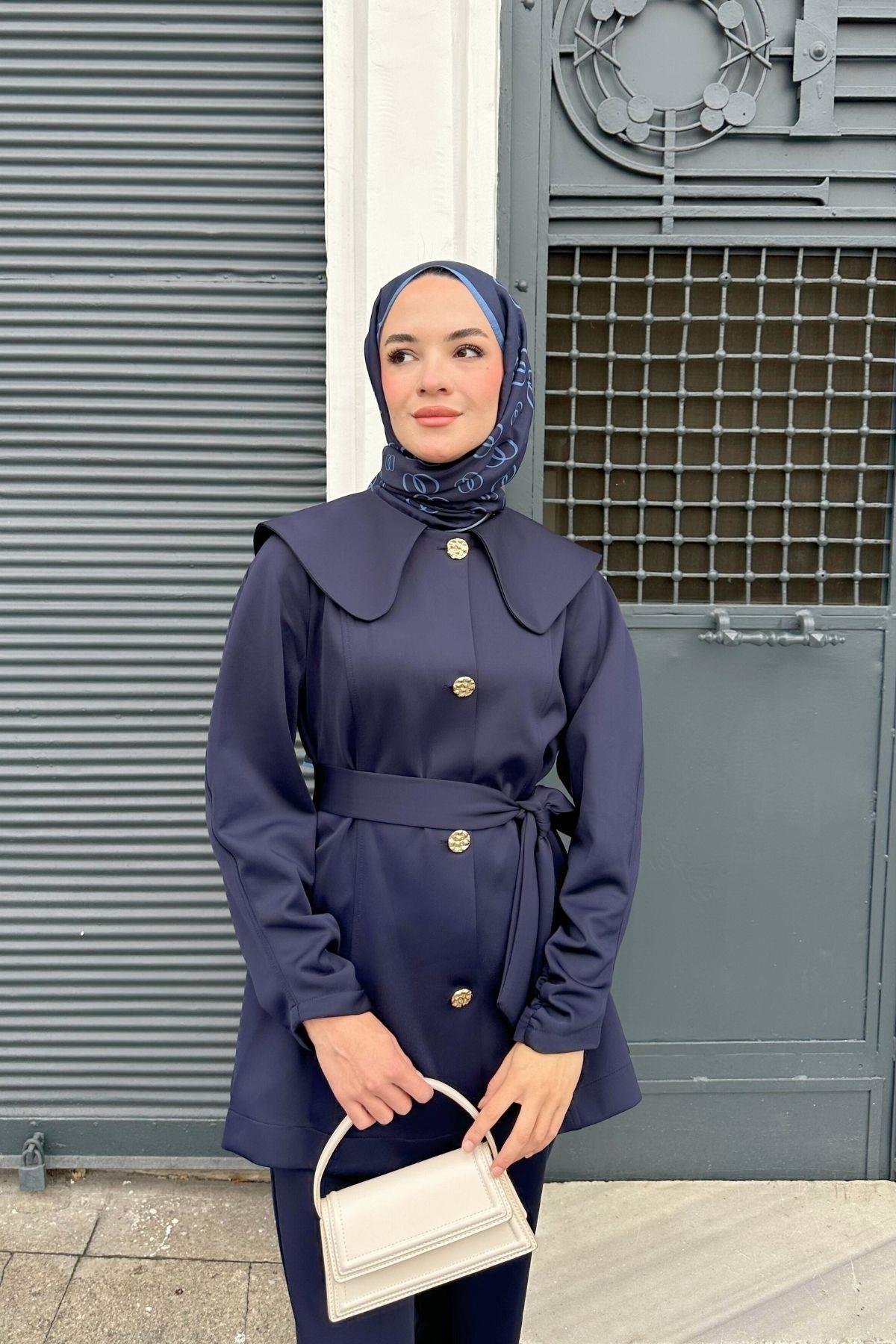 Elisa Takım Lacivert