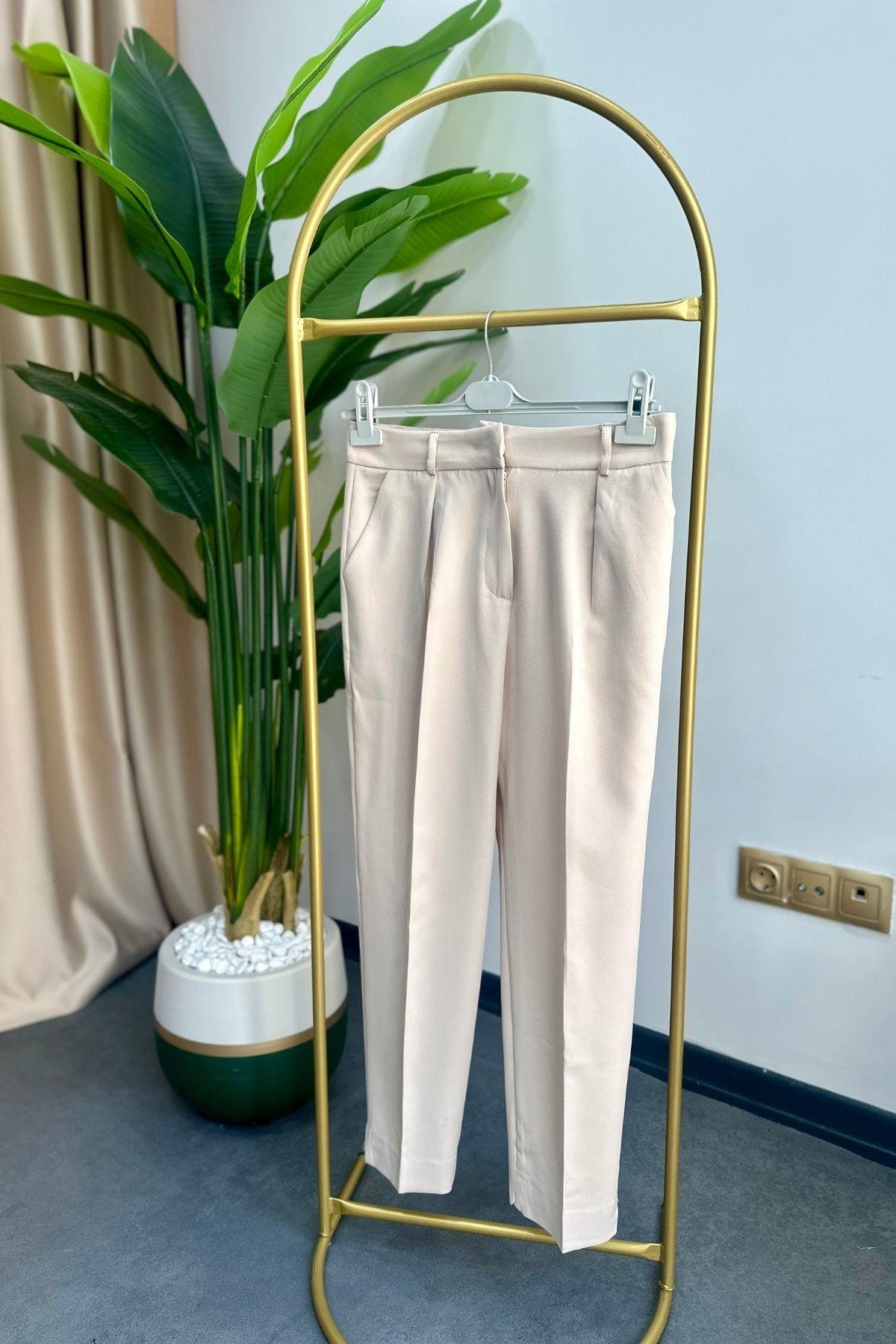 Havuç Model Pantolon Taş Rengi