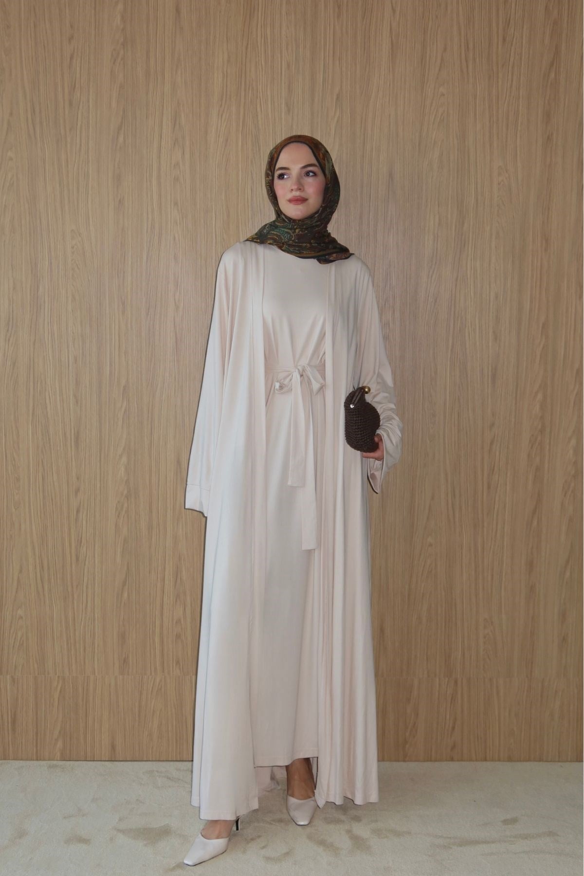 Jade Penye Abaya Takım Taş Rengi