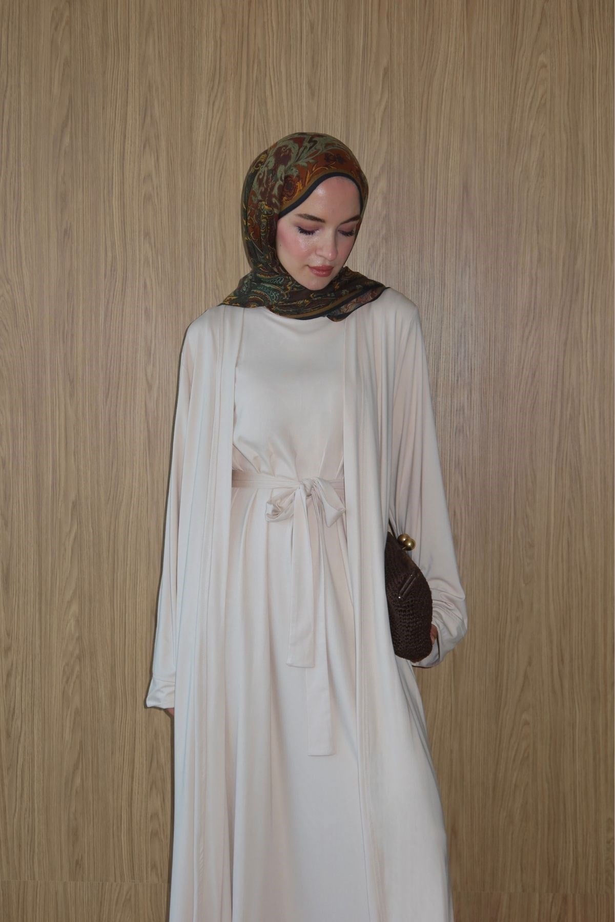 Jade Penye Abaya Takım Taş Rengi