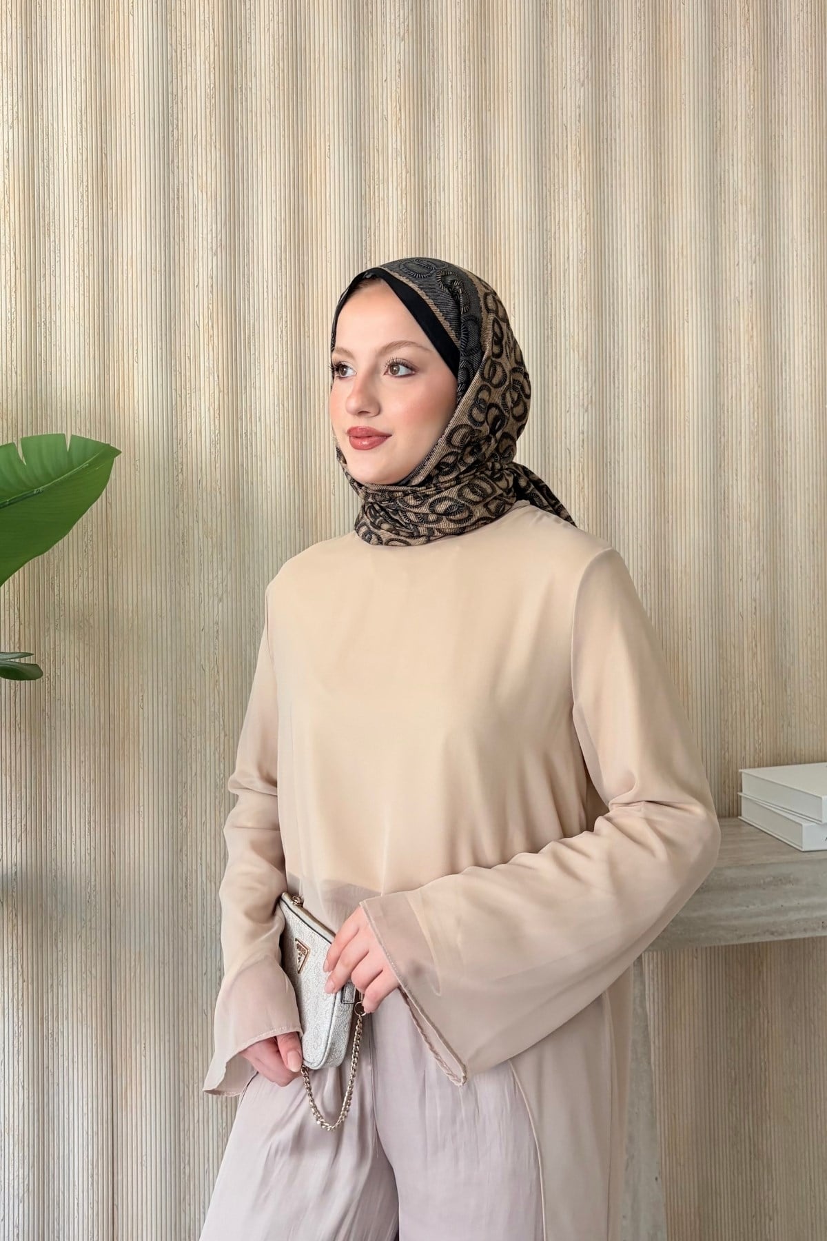 Lara Şifon Tunik Bej