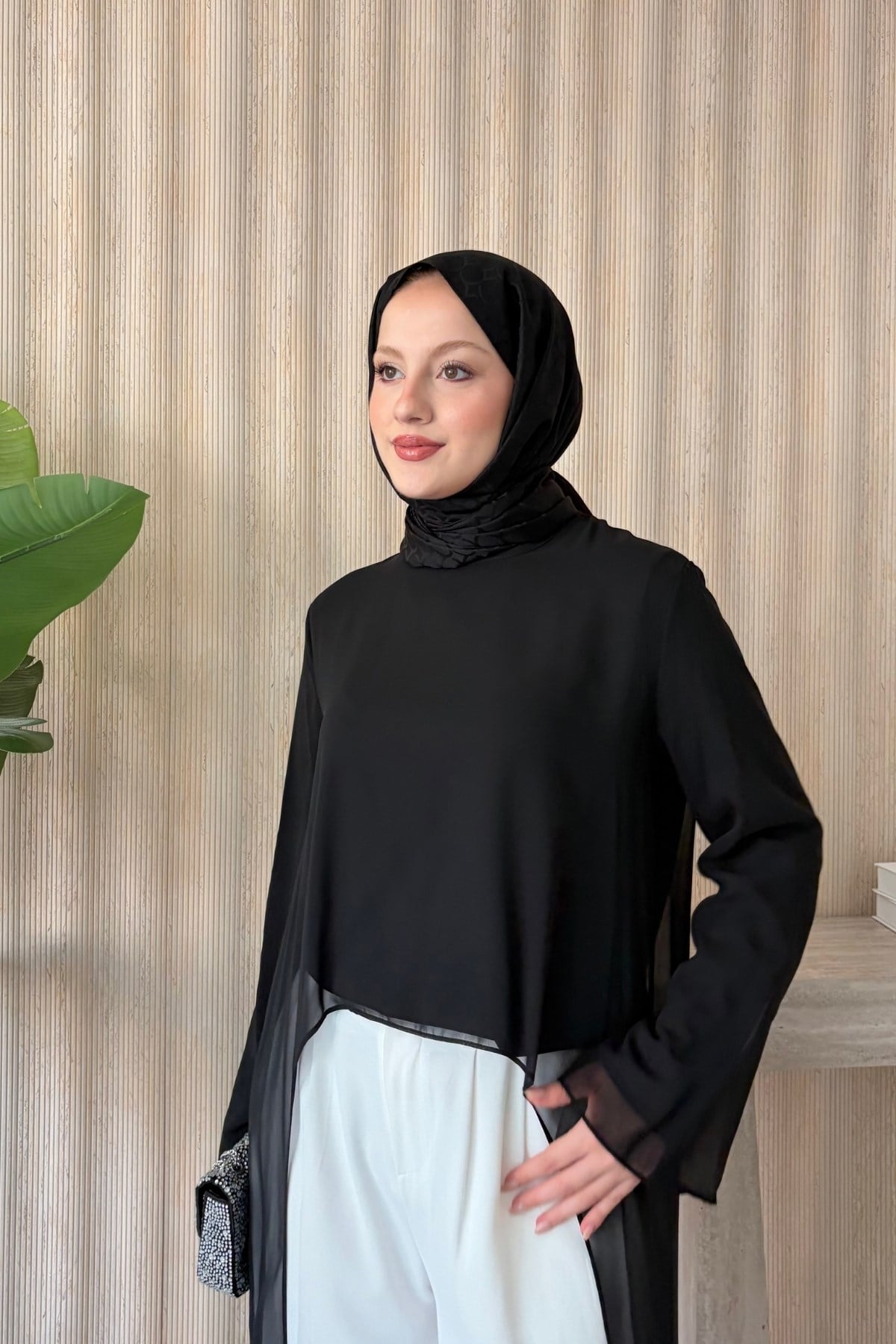 Lara Şifon Tunik Siyah
