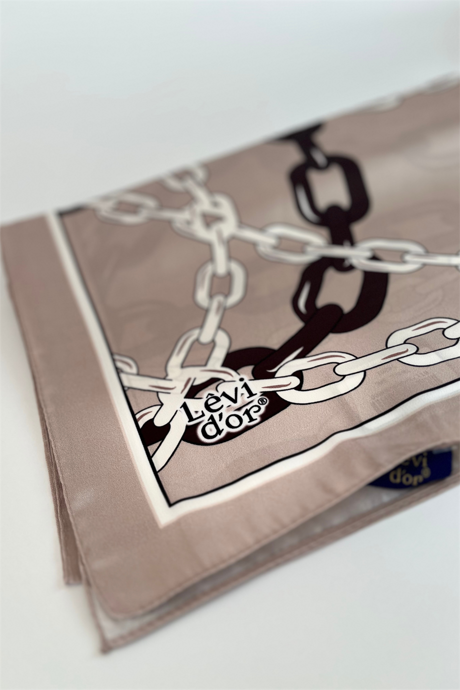 Levidor Zincir Desenli Twill Şal Kahverengi