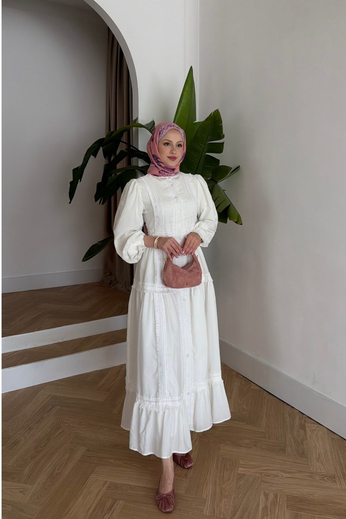 Linda Elbise Beyaz