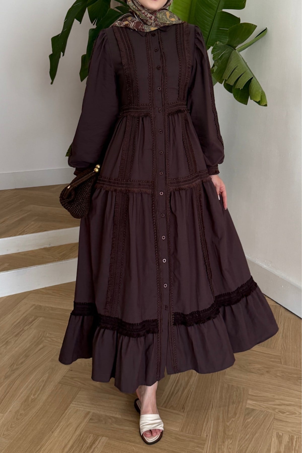 Linda Elbise Kahverengi