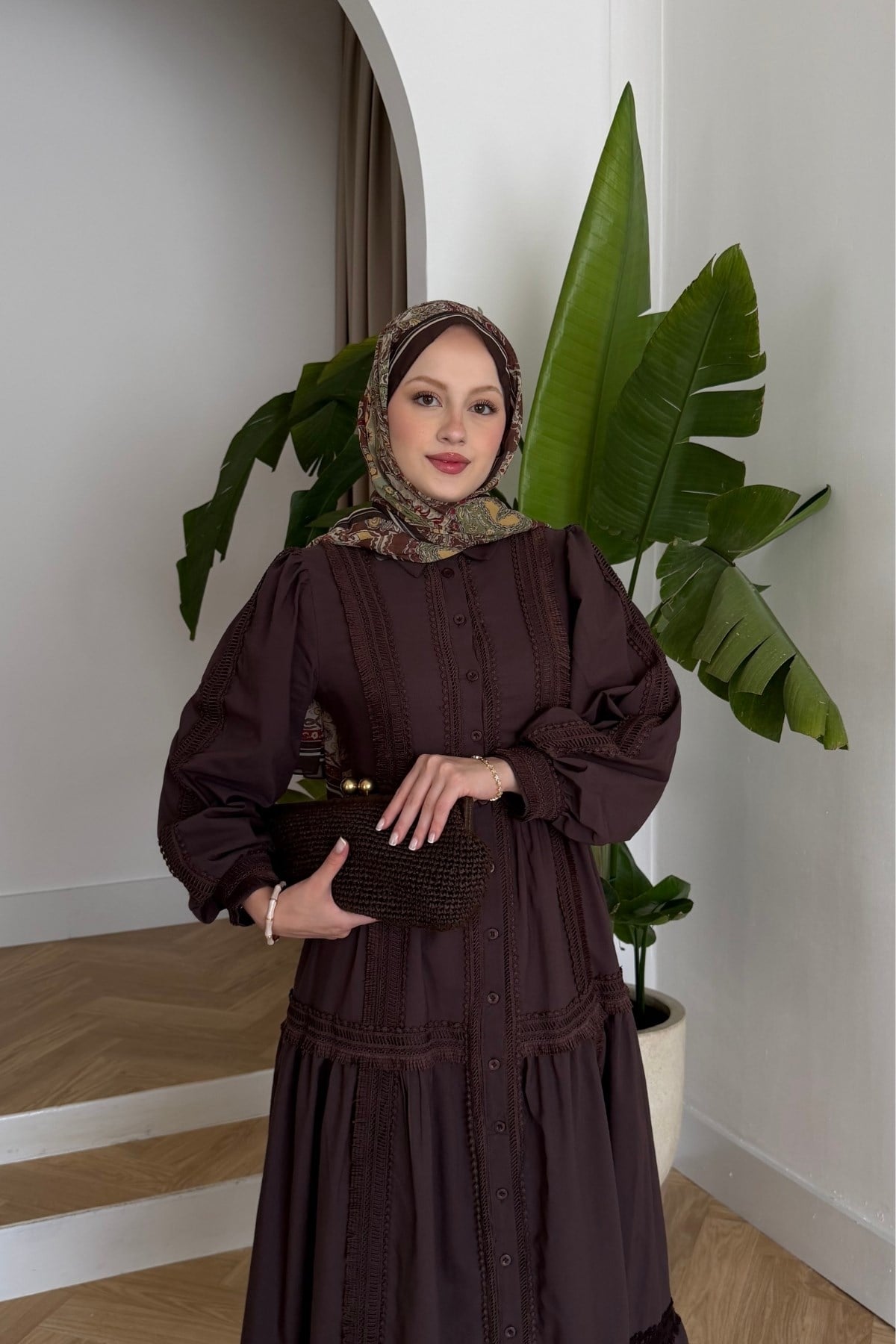 Linda Elbise Kahverengi