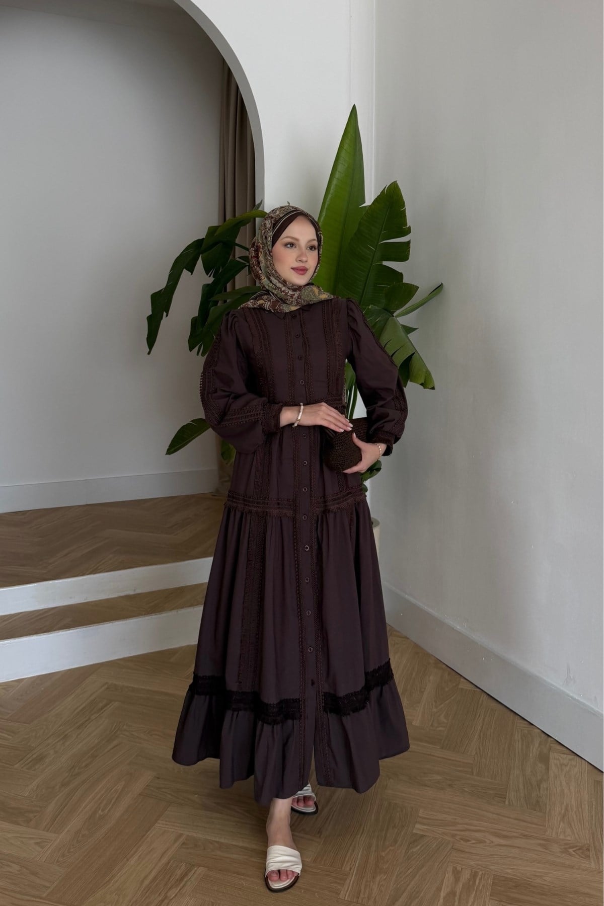 Linda Elbise Kahverengi