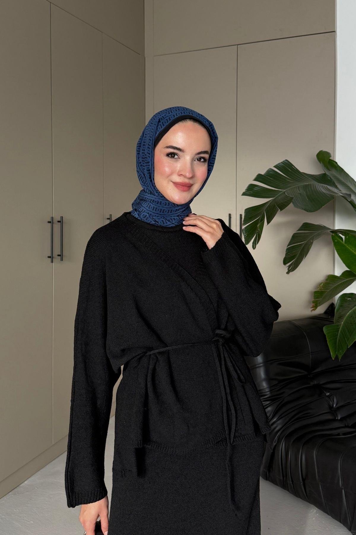 Lizy Hırkalı Triko Elbise Siyah