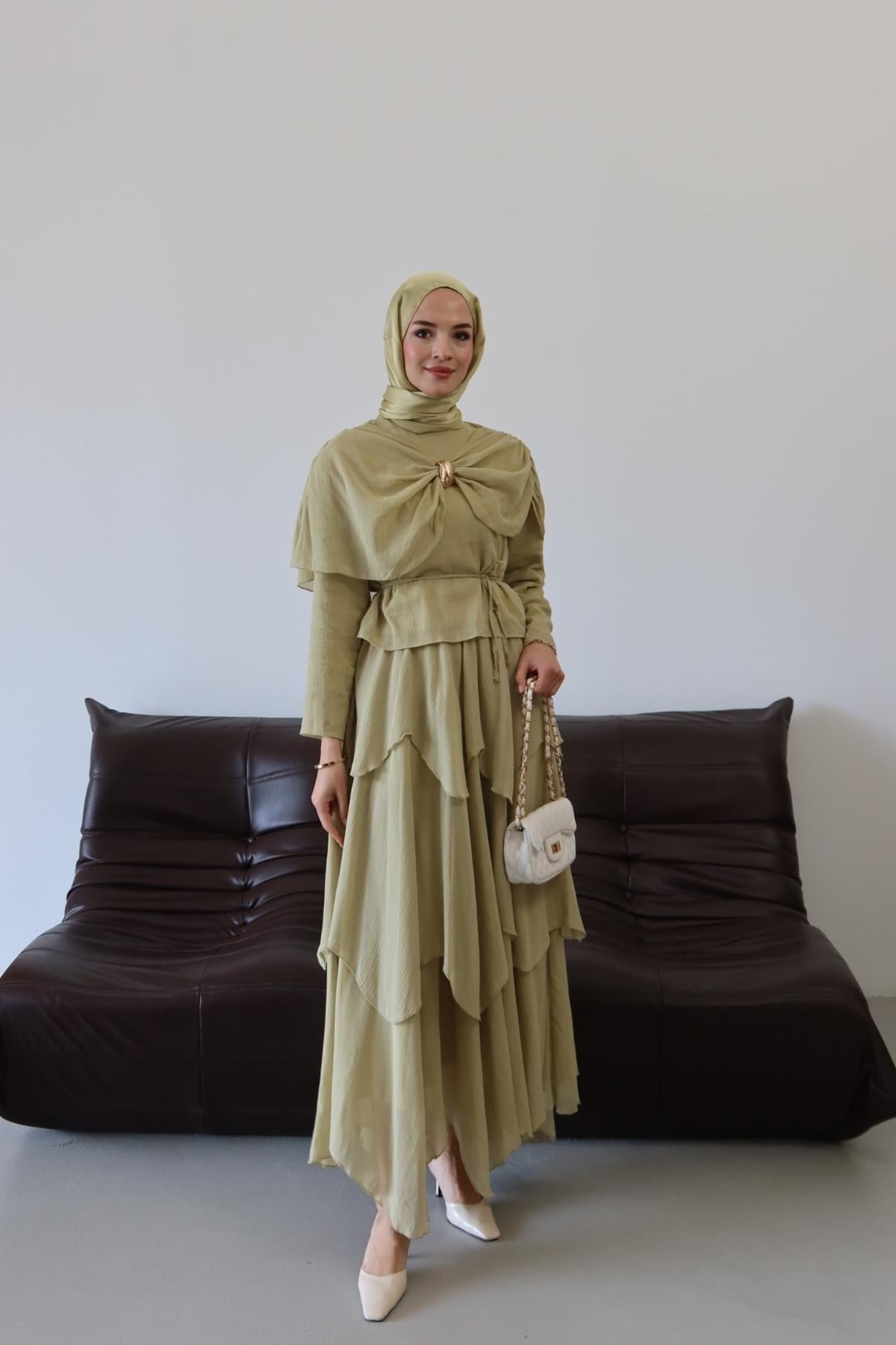 Maya Broş Detay Takım Yağ Yeşili