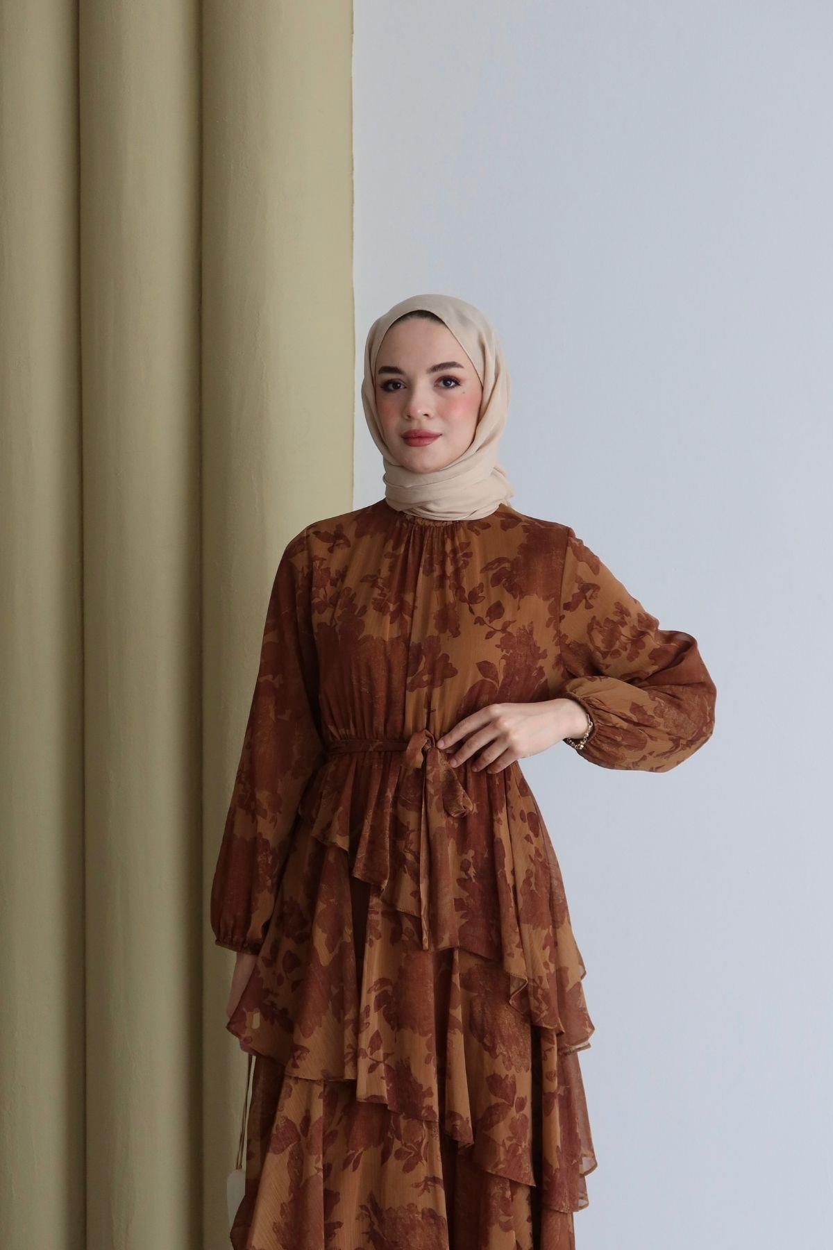 Maya Desenli Şifon Elbise Hardal