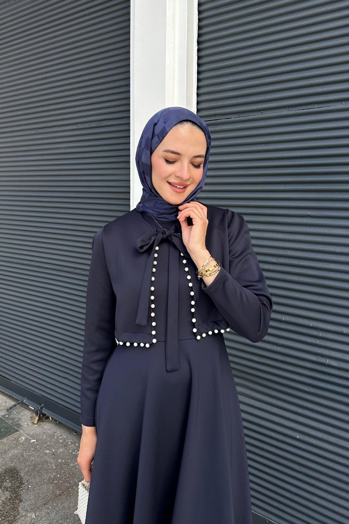 Mona Elbise Lacivert