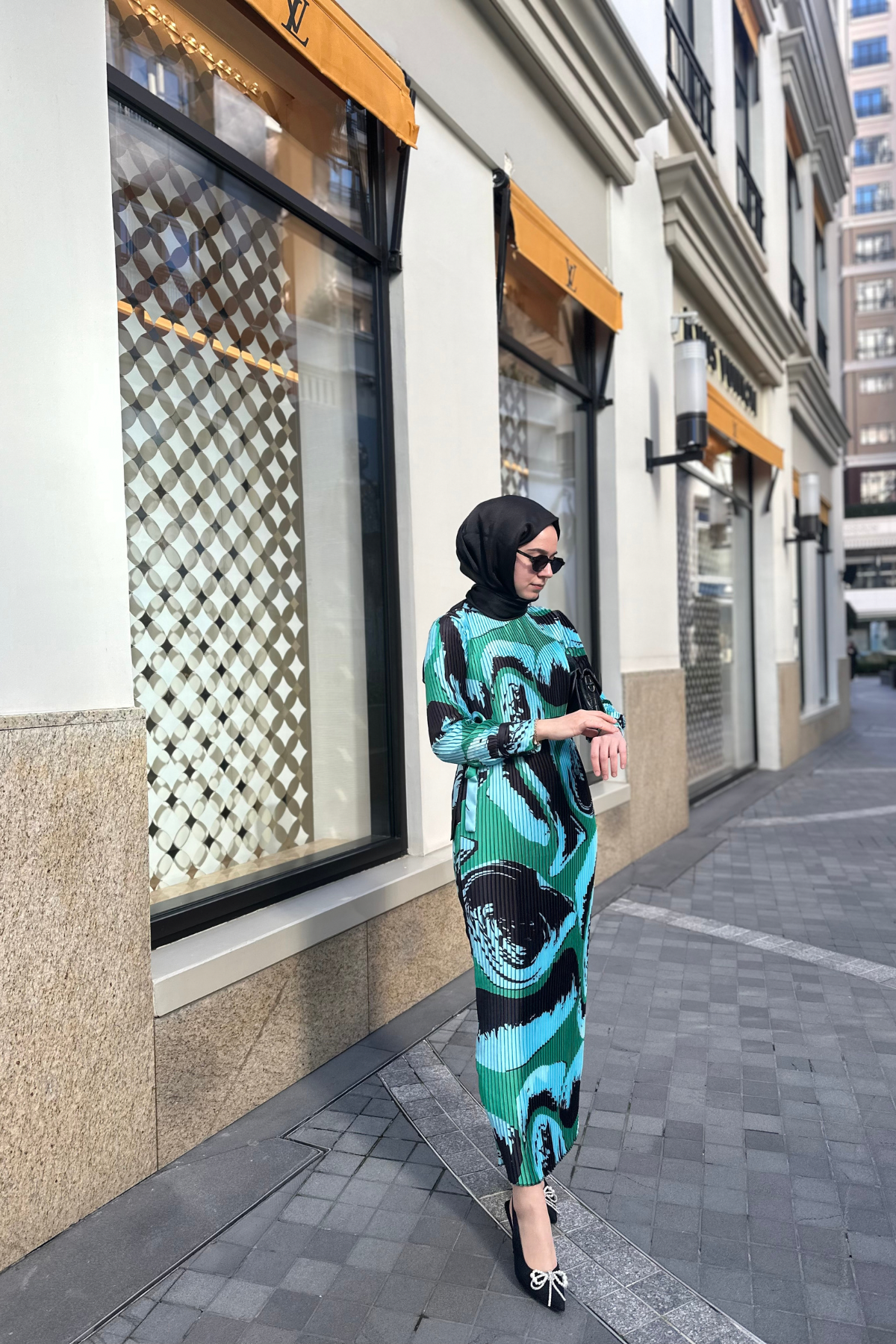 Monica Elbise Mavi