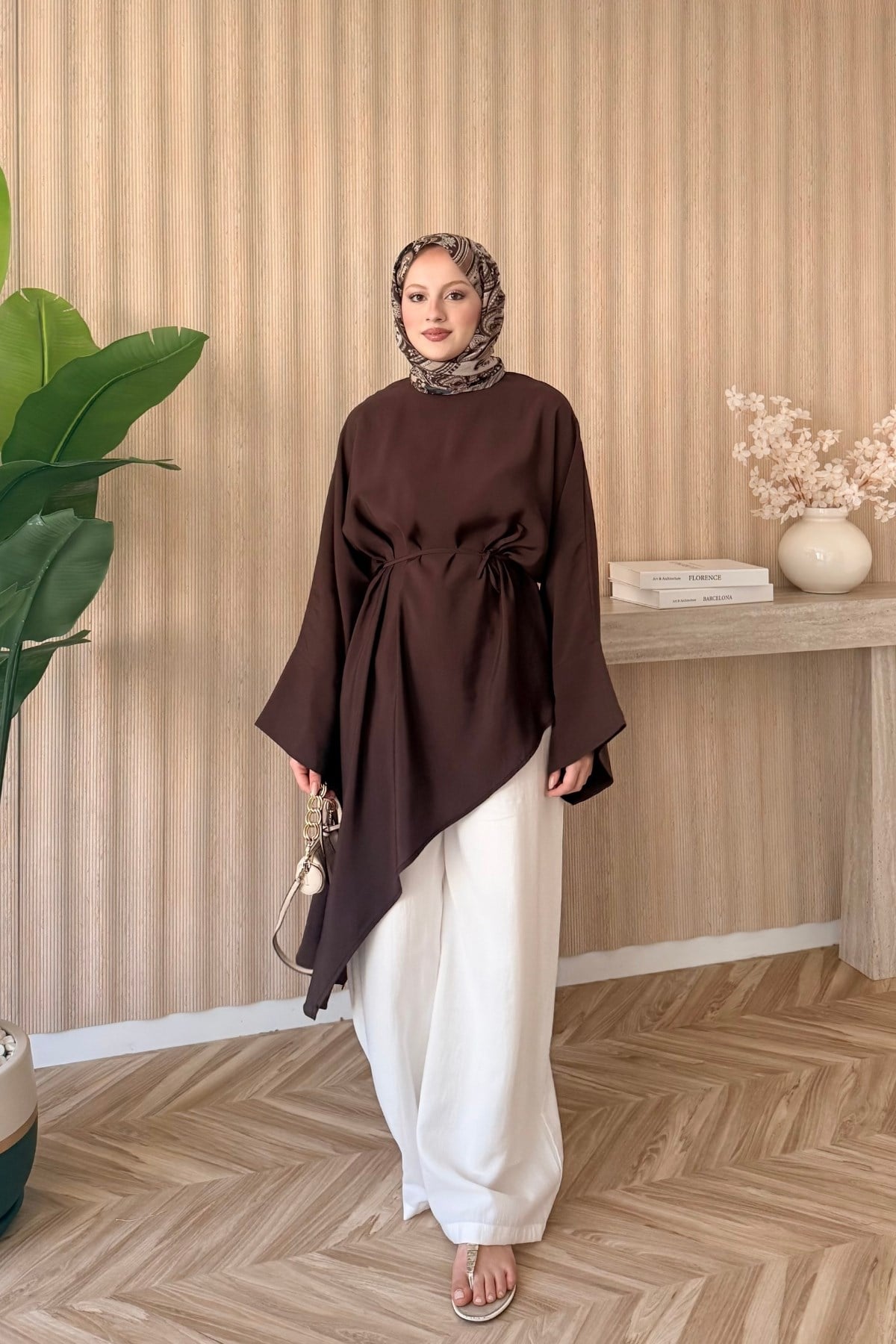 Nia Asimetrik Takım Kahve