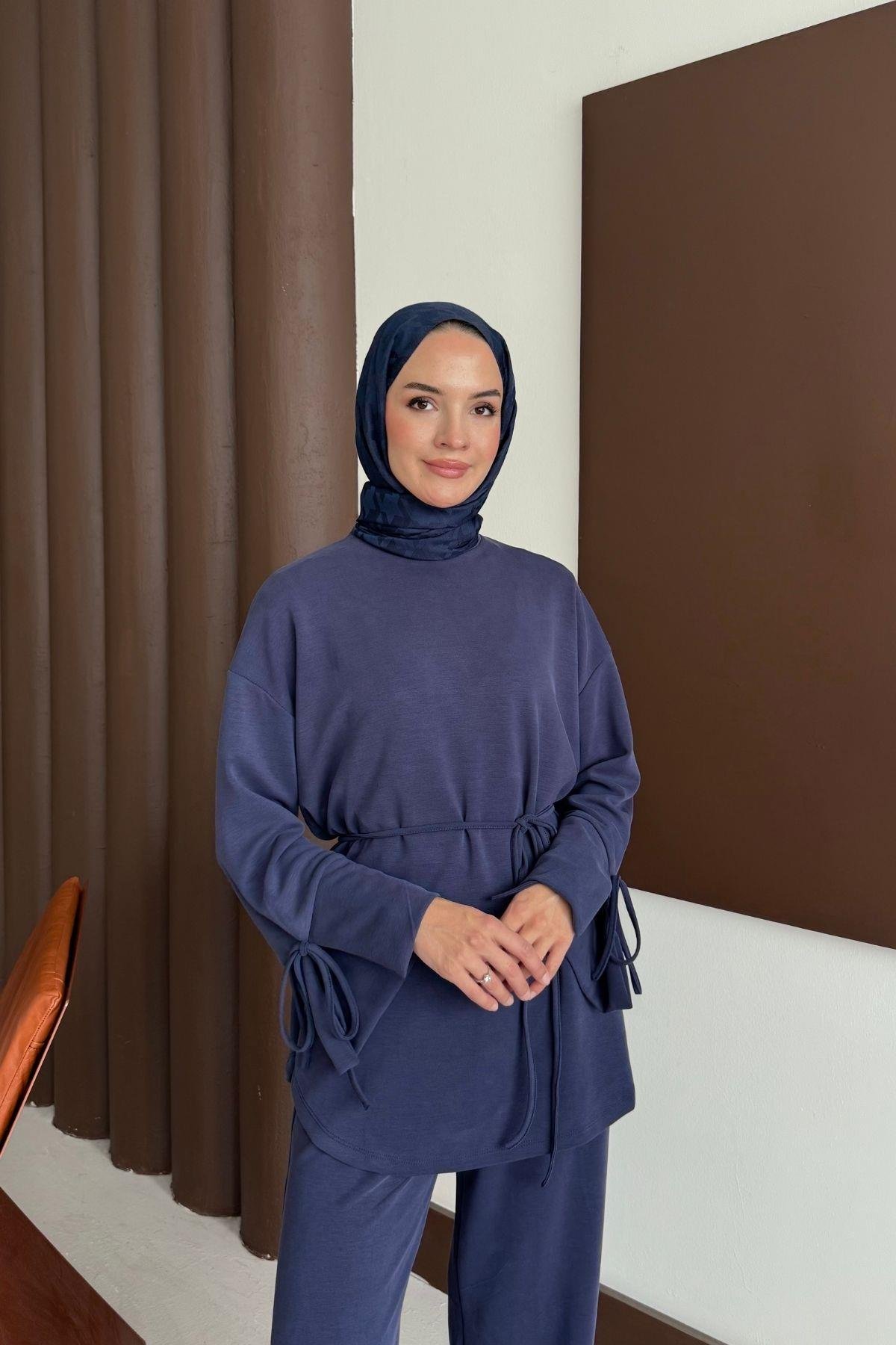 Nilya Kolu İpli Takım Lacivert