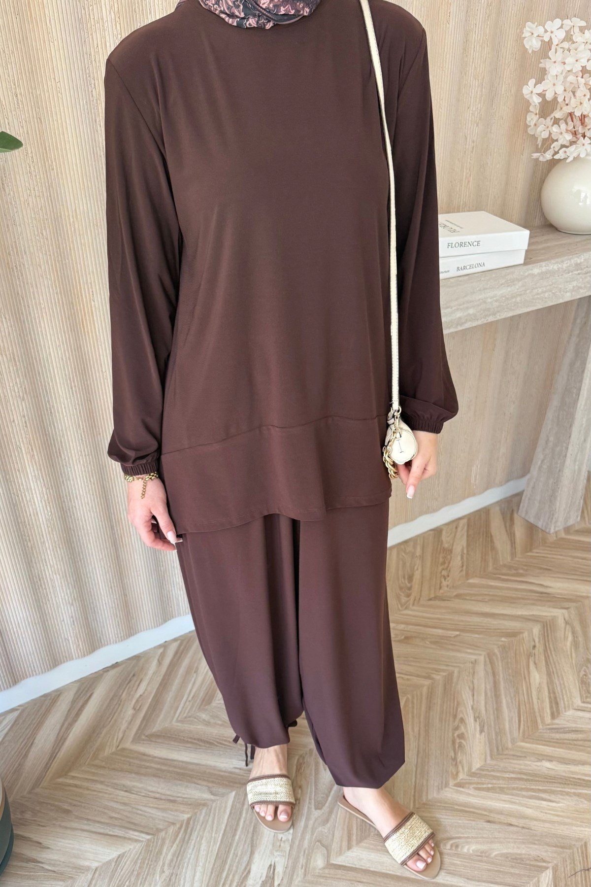 Pelta Şalvarlı Takım Kahve