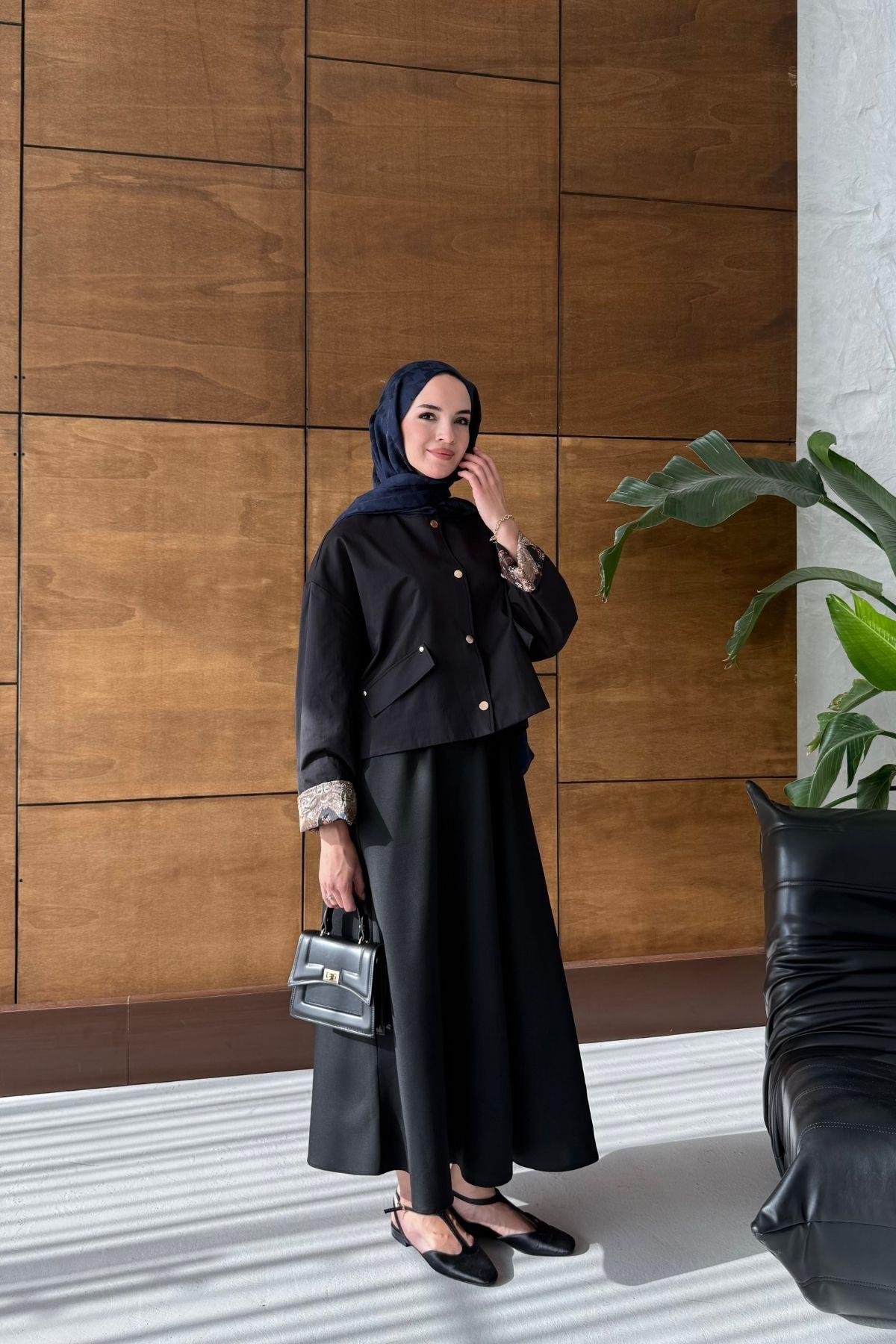 Rina Çıtçıtlı Ceket Siyah