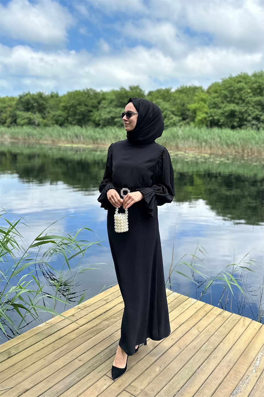 Samira Elbise Siyah