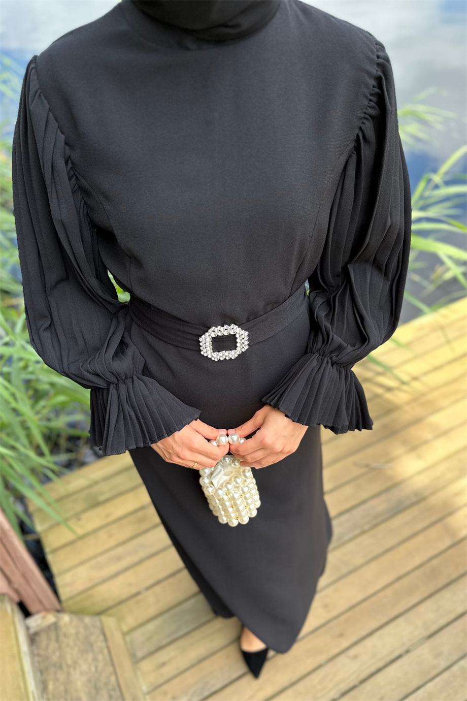 Samira Elbise Siyah