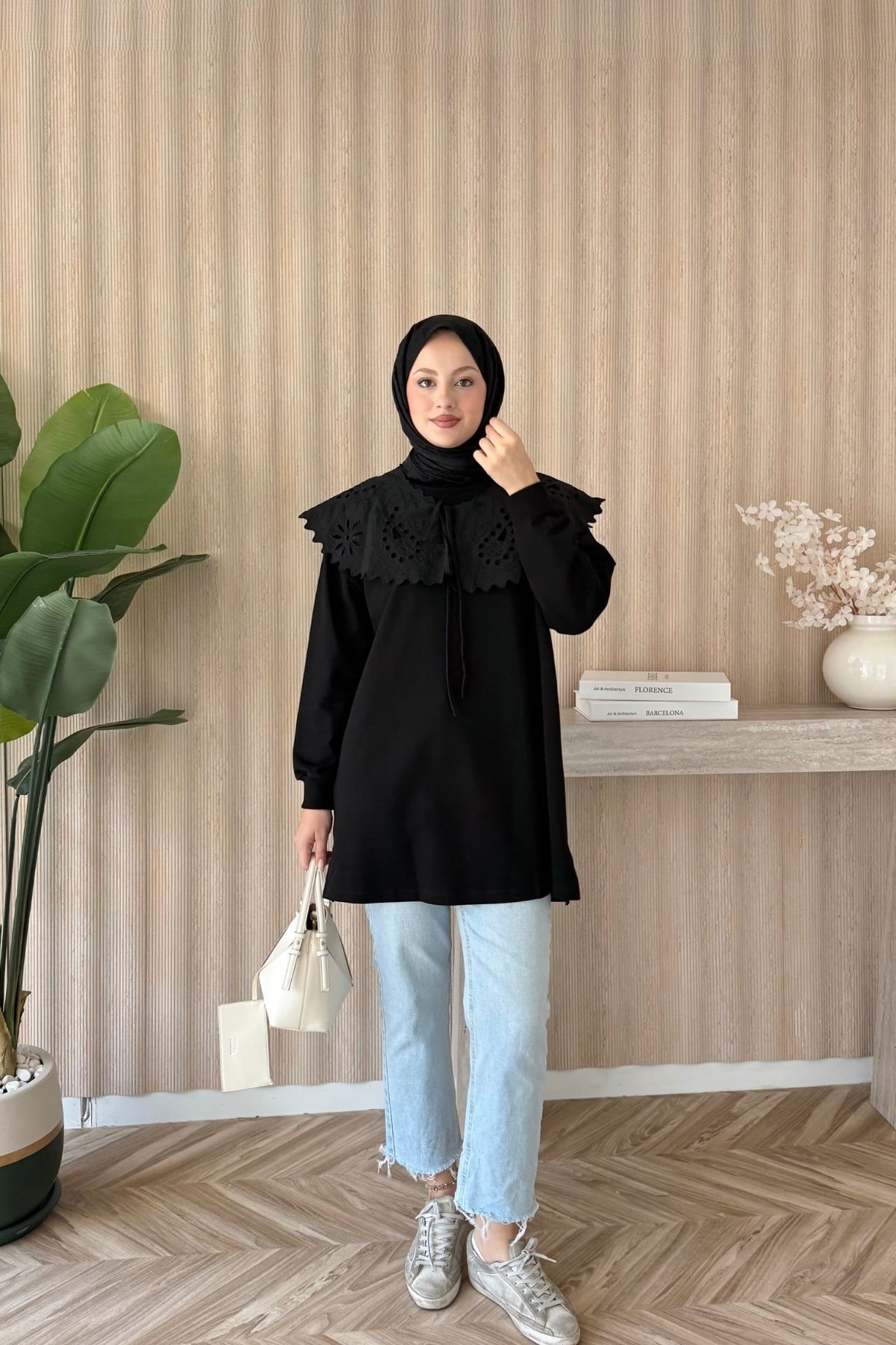 Siena Yakalı Tunik Siyah