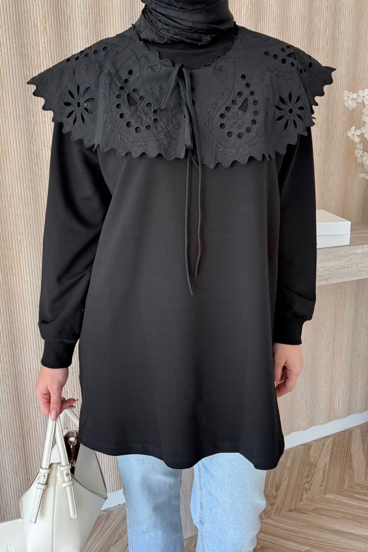 Siena Yakalı Tunik Siyah