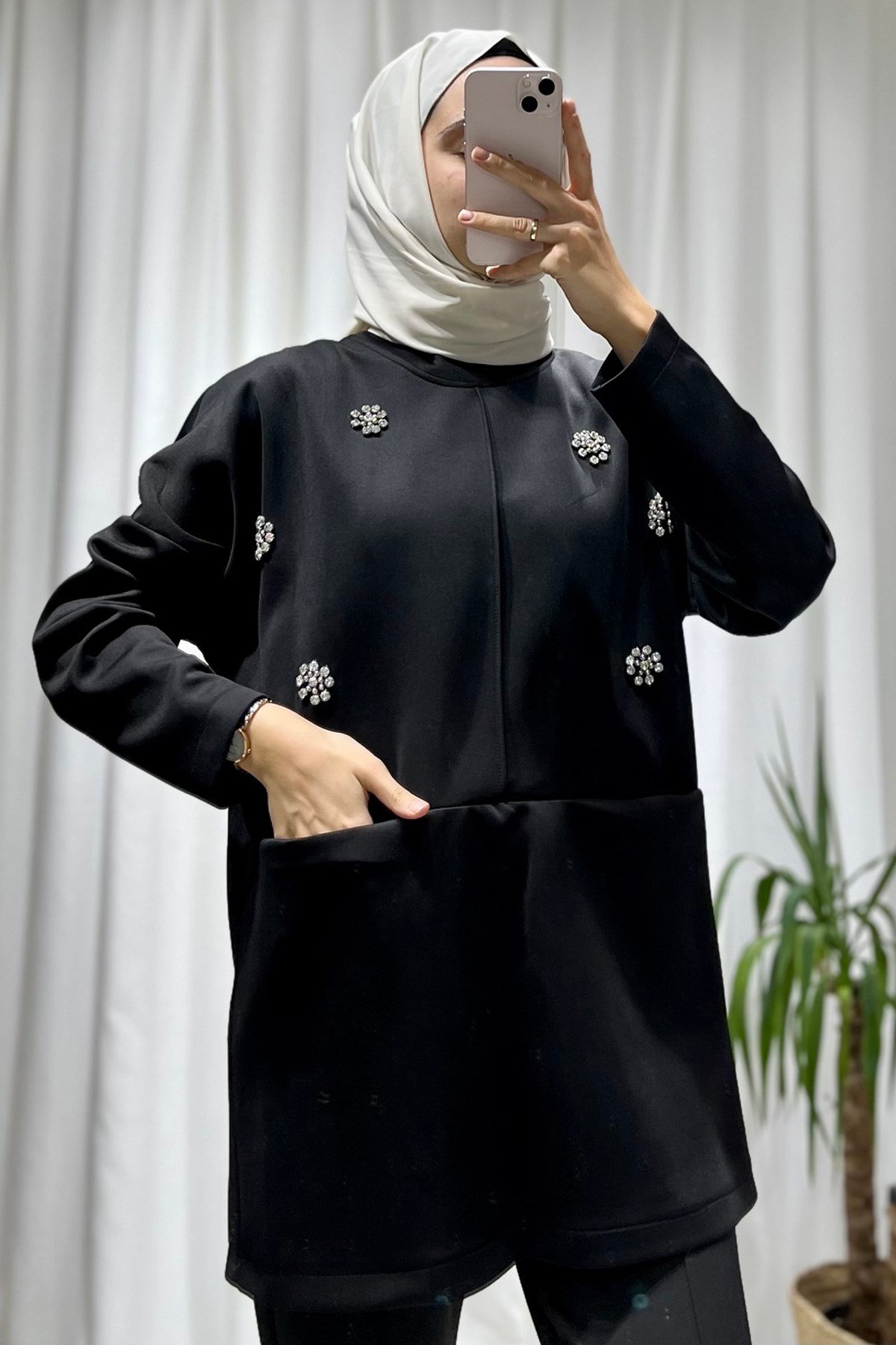 Taş Detaylı Siyah Scuba Tunik