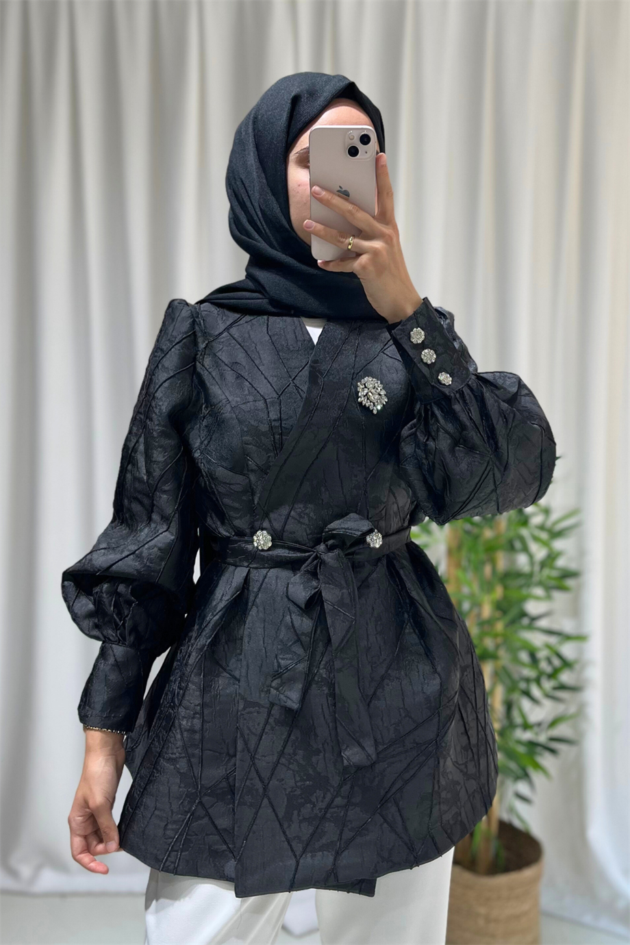 Tina Jakarlı Takım Siyah