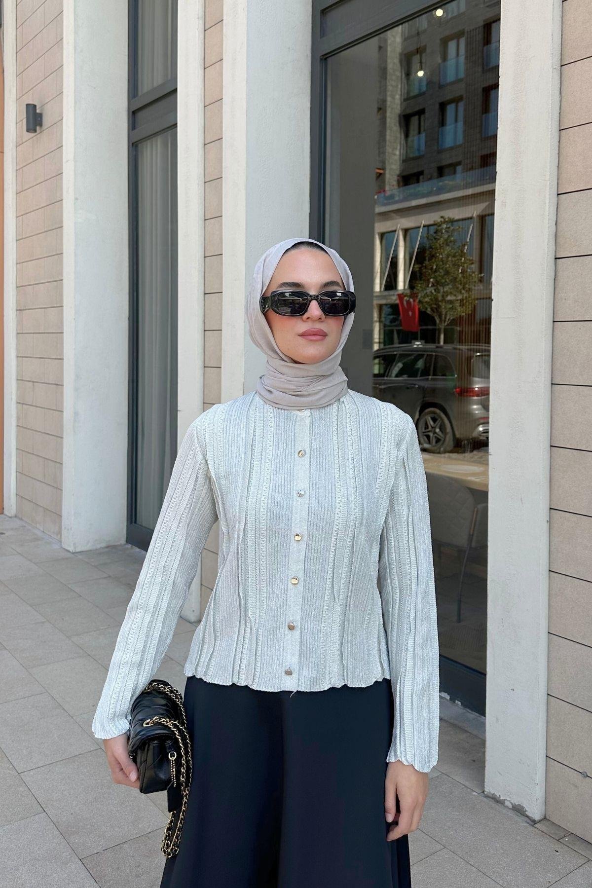 Vera Simli Hırka Gri
