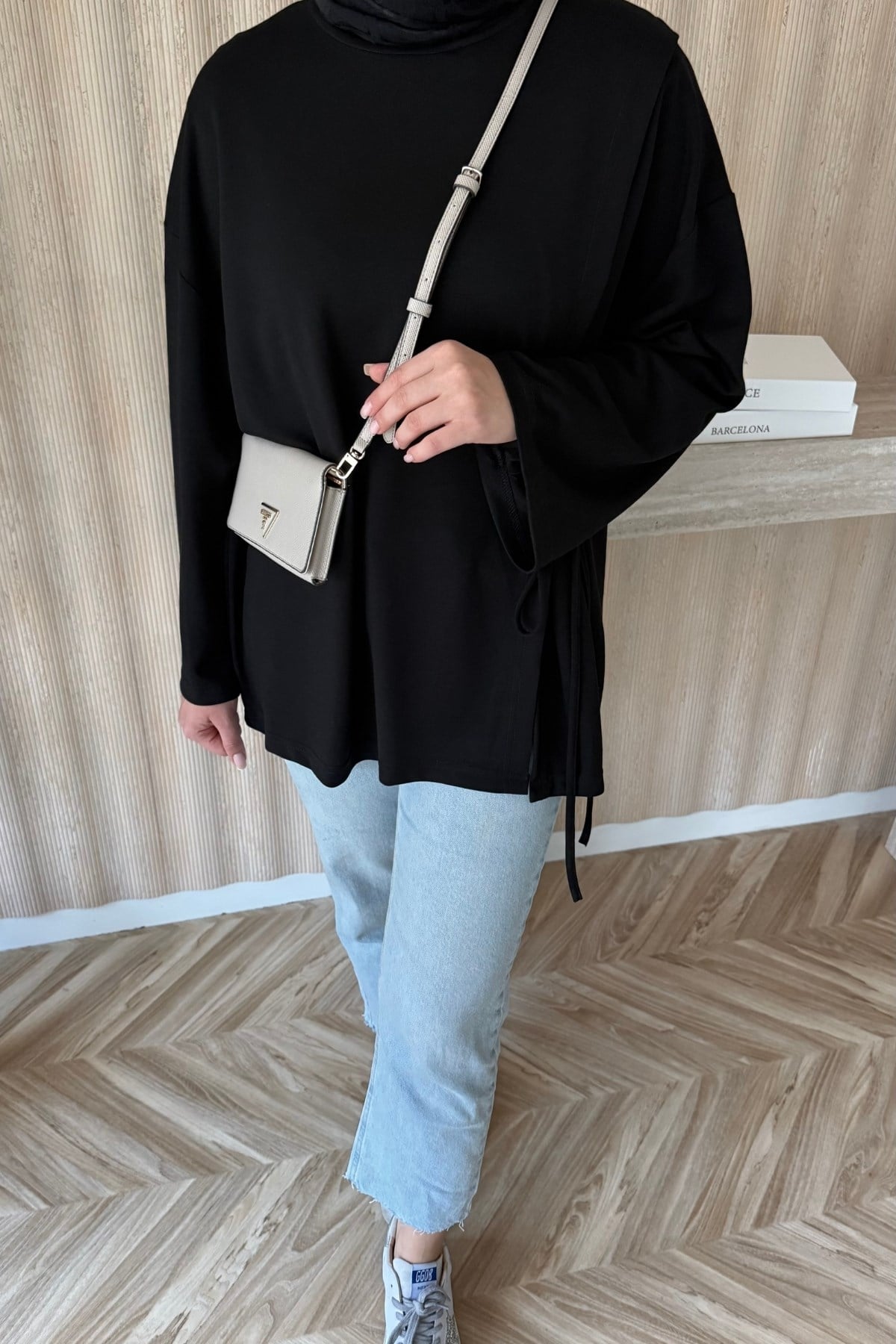 Yandan Bağlamalı Basic Bluz Siyah