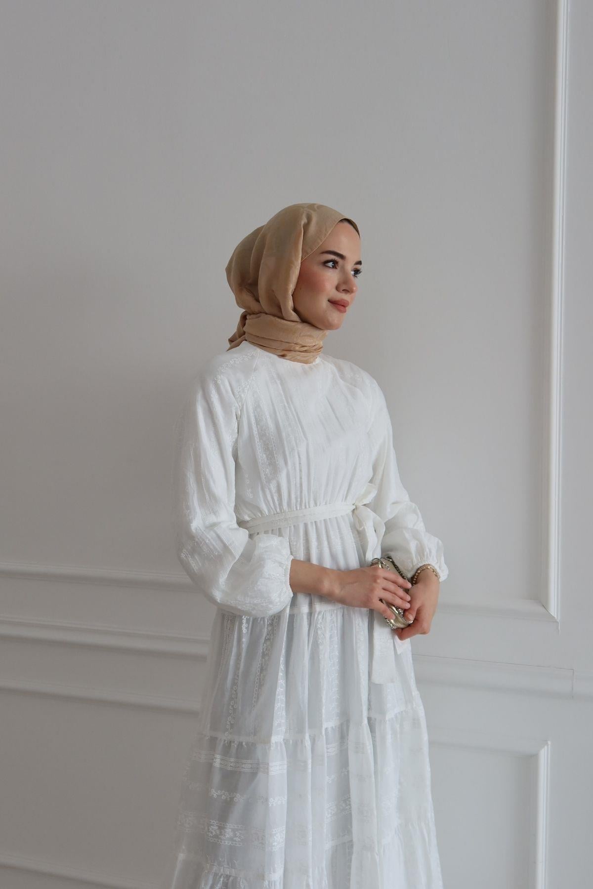 Yasmen Desenli Elbise Ekru