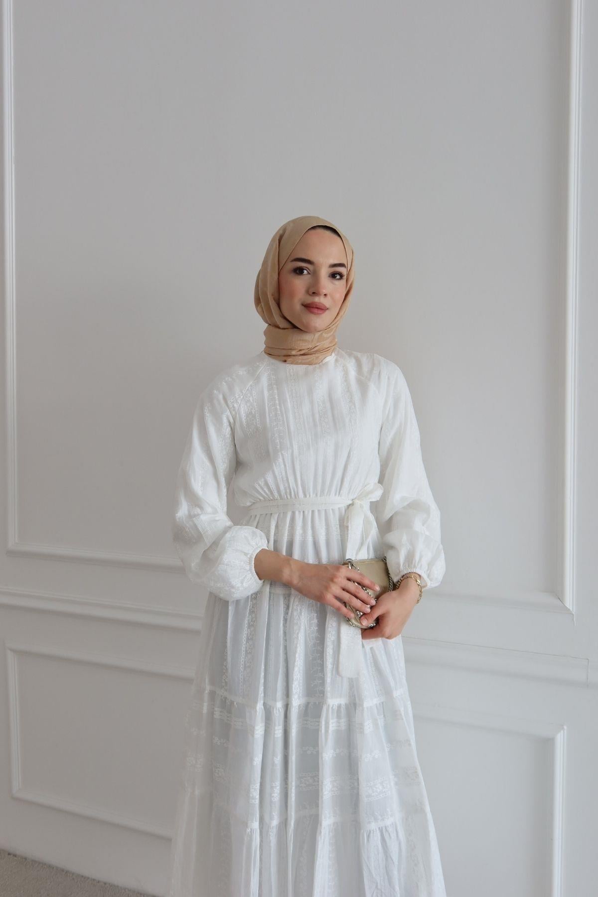 Yasmen Desenli Elbise Ekru