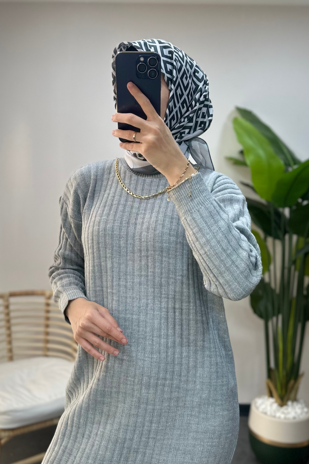 Zincir Detaylı Basic Triko Elbise Gri