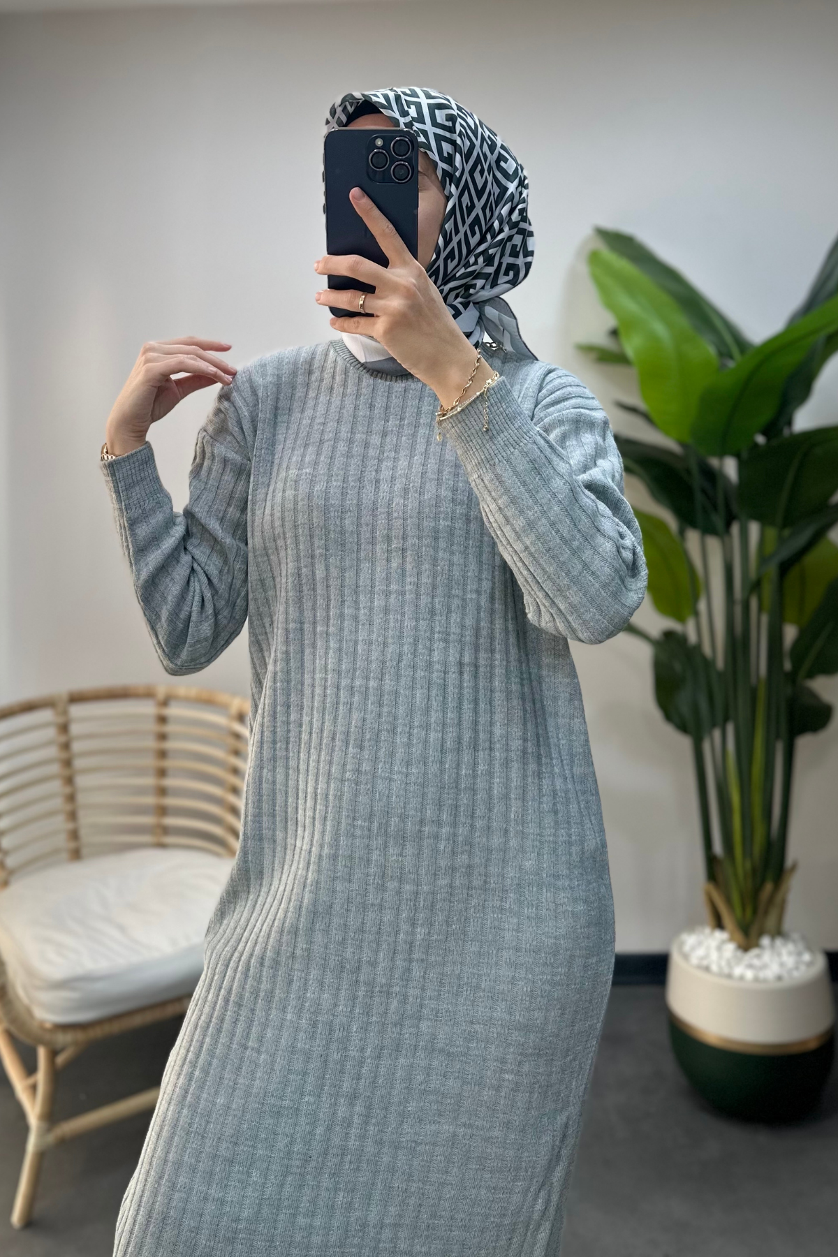 Zincir Detaylı Basic Triko Elbise Gri