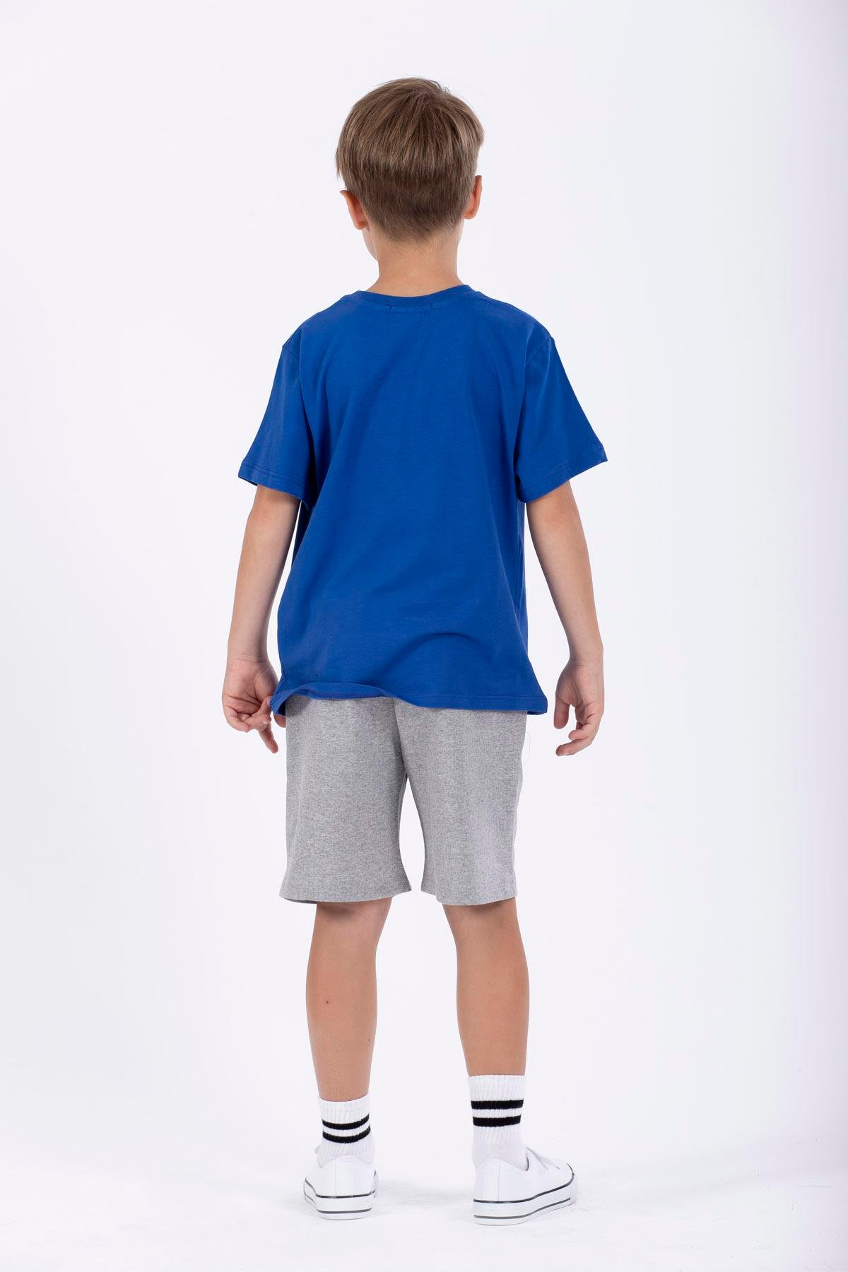 Bisiklet Yaka Kısa Kol GCSH Arma Baskılı Saks Renk Erkek Çocuk Sortlu Takım