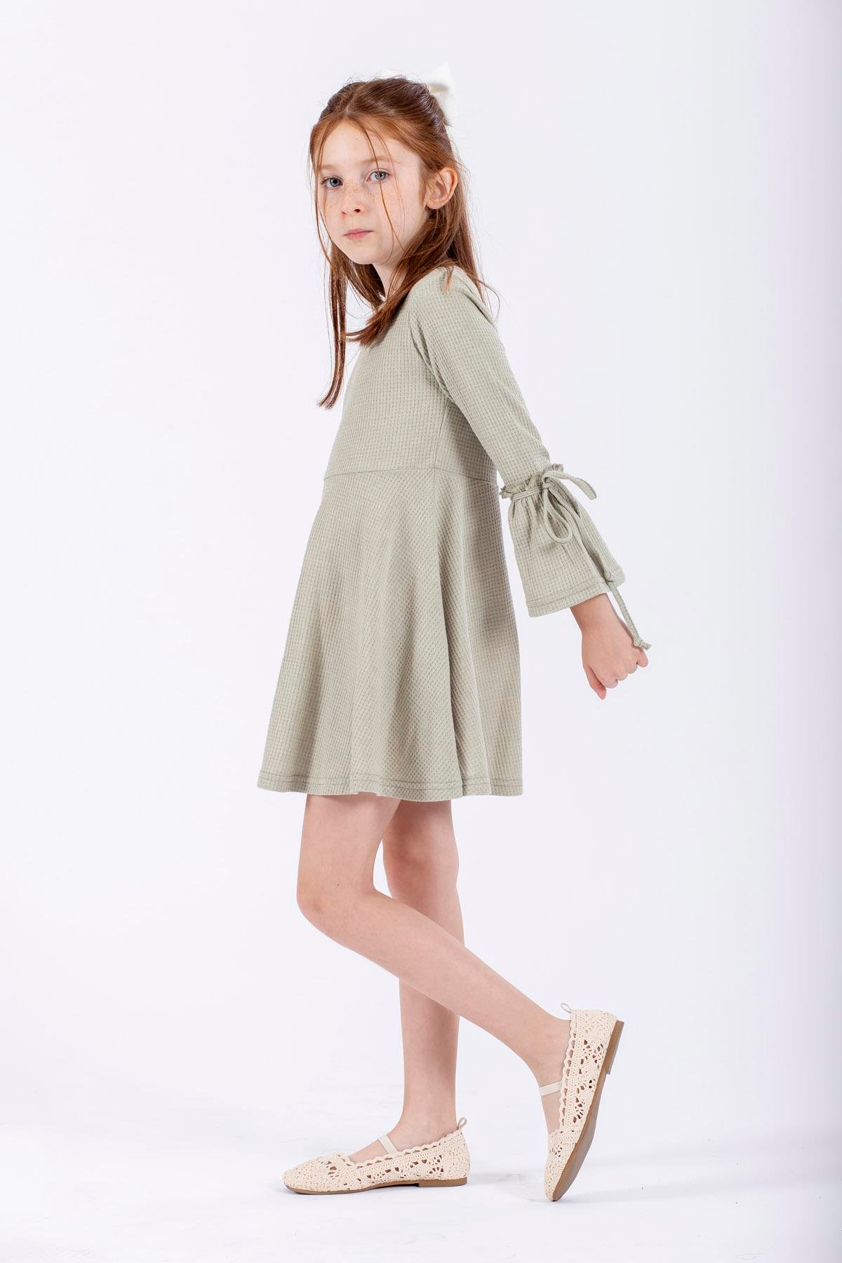 Bisiklet Yaka Uzun Kol Yeşil Renk Kız Çocuk Elbıse