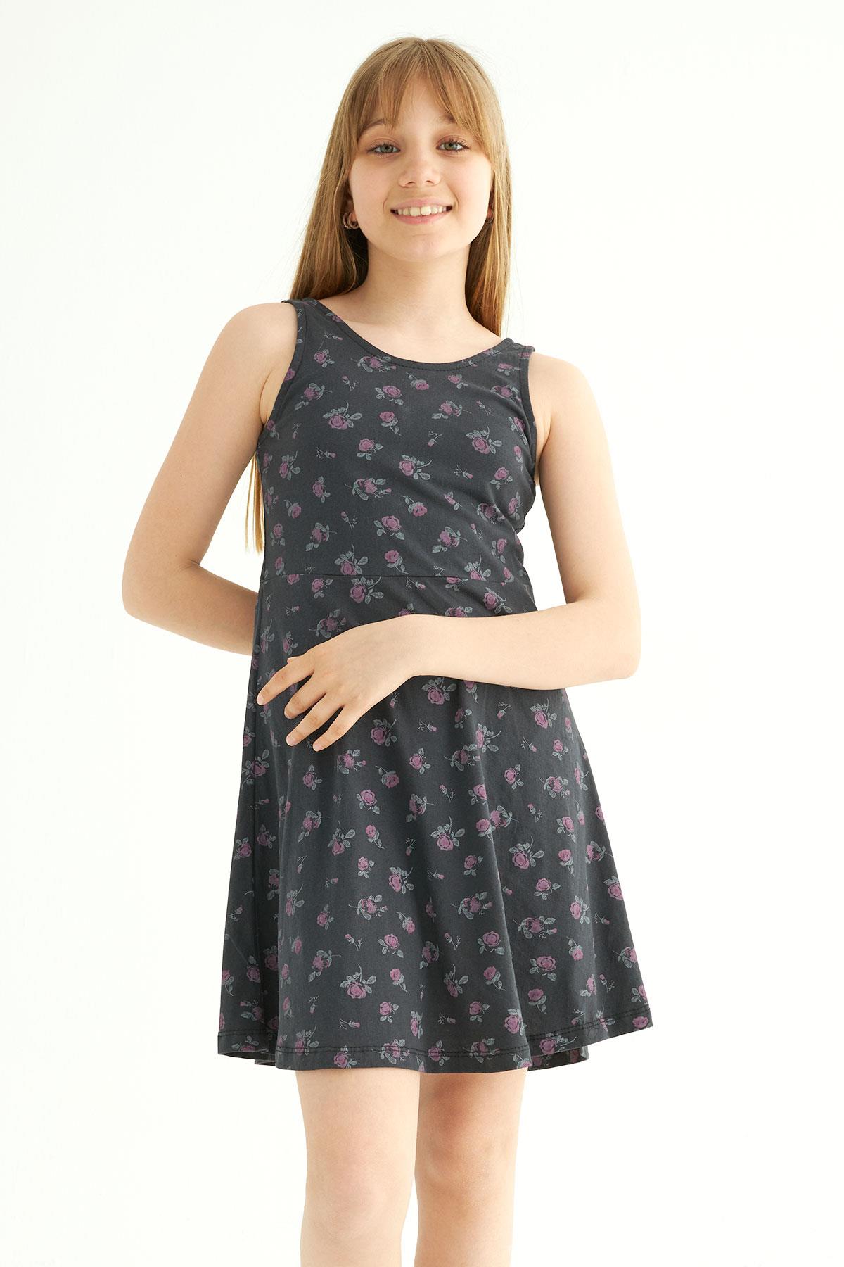 Yuvarlak Yaka Sıfır Kol Gül Metraj - Siyah Renk Kız Çocuk Elbıse