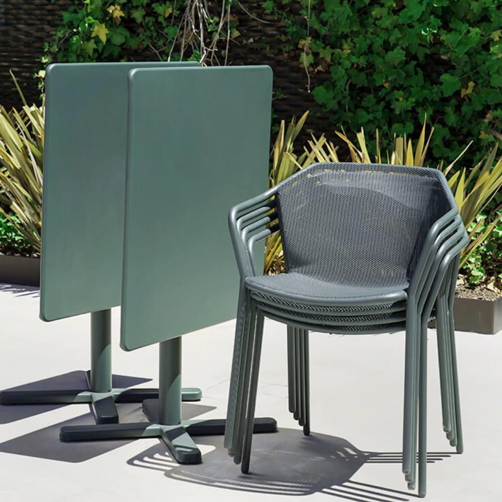 Emu Darwin Kollu Sandalye